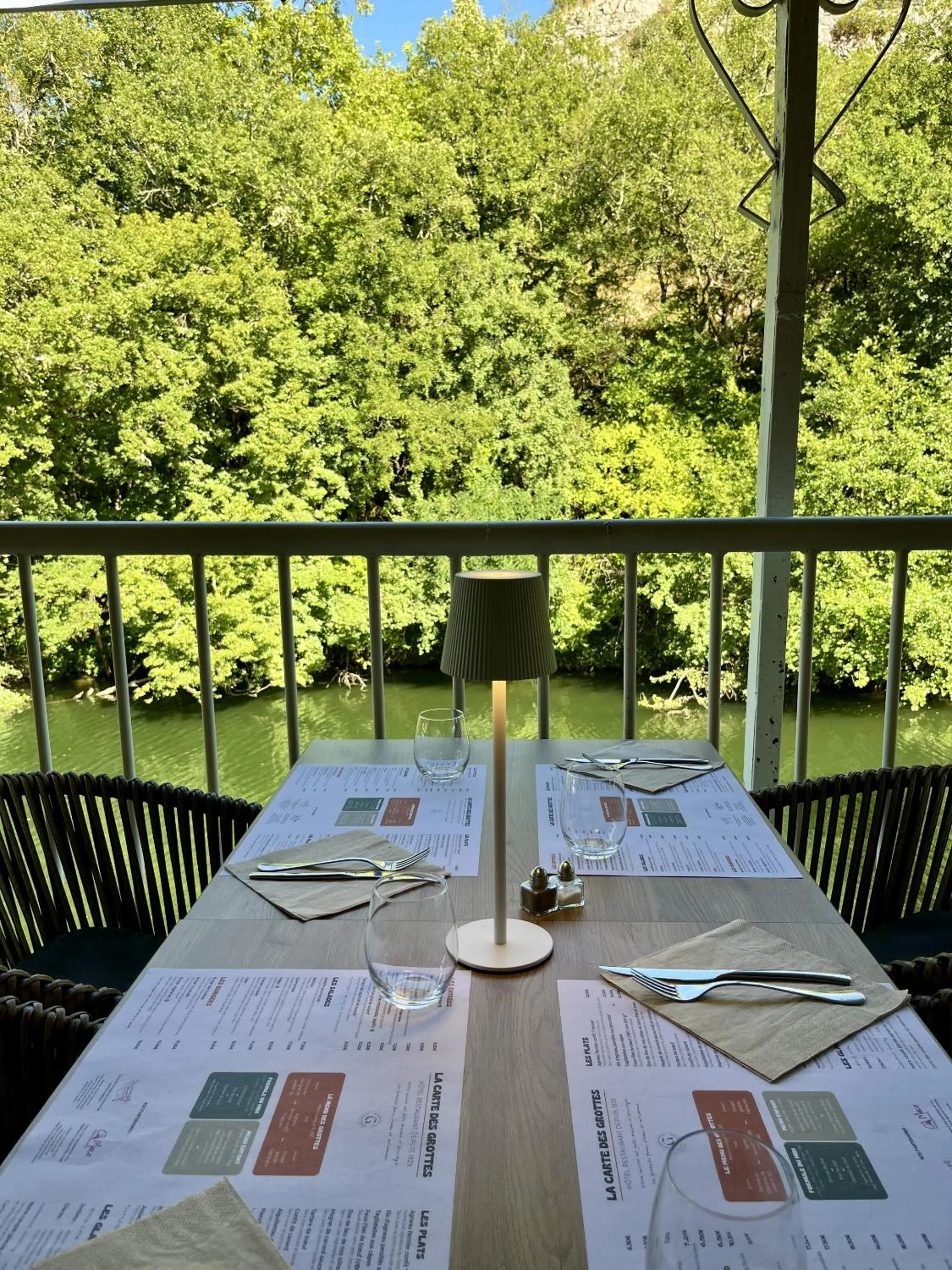 Dining area in Le Refuge du Cele