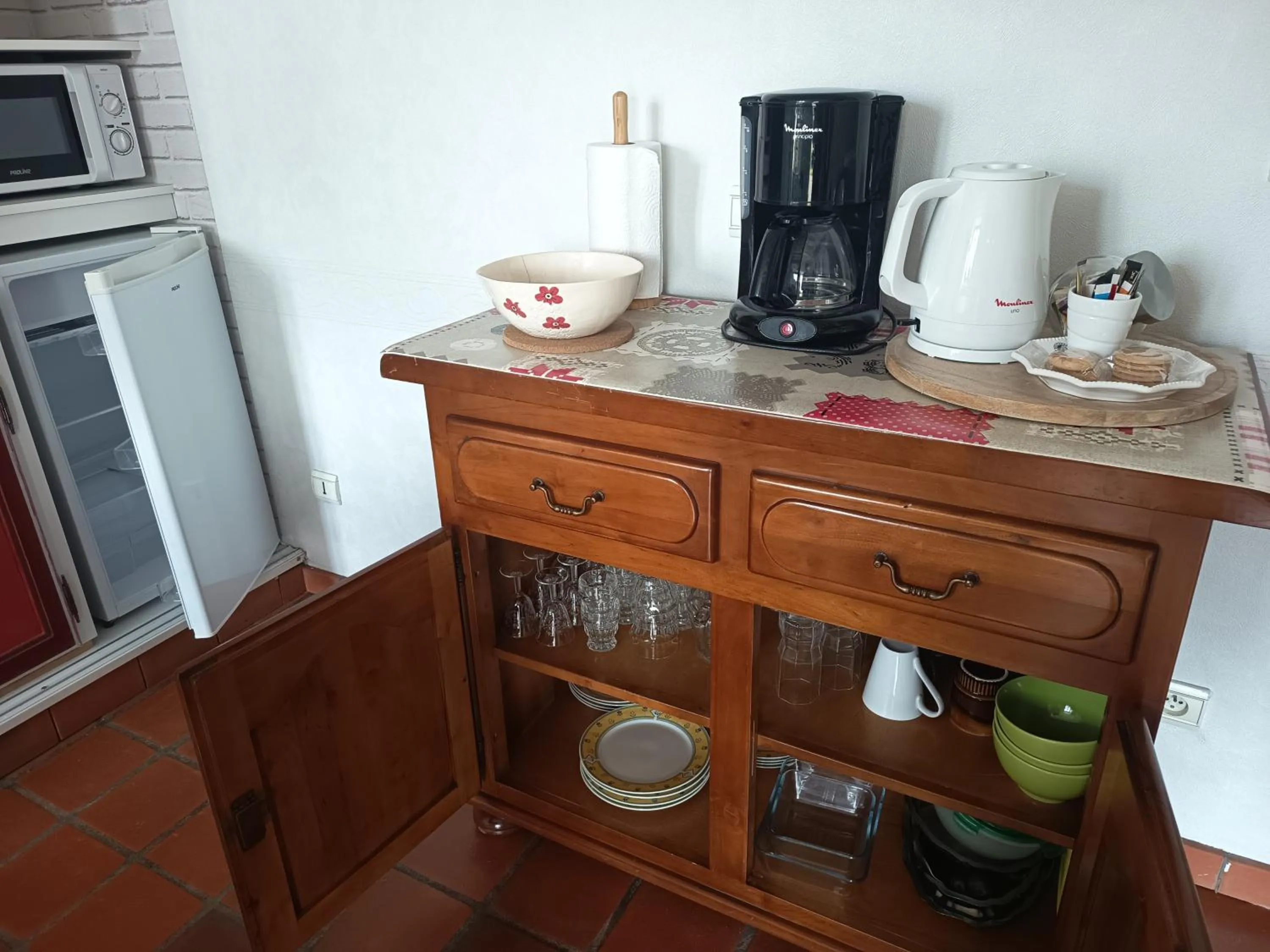 Kitchen or kitchenette in Chambre d hote La Roussiere