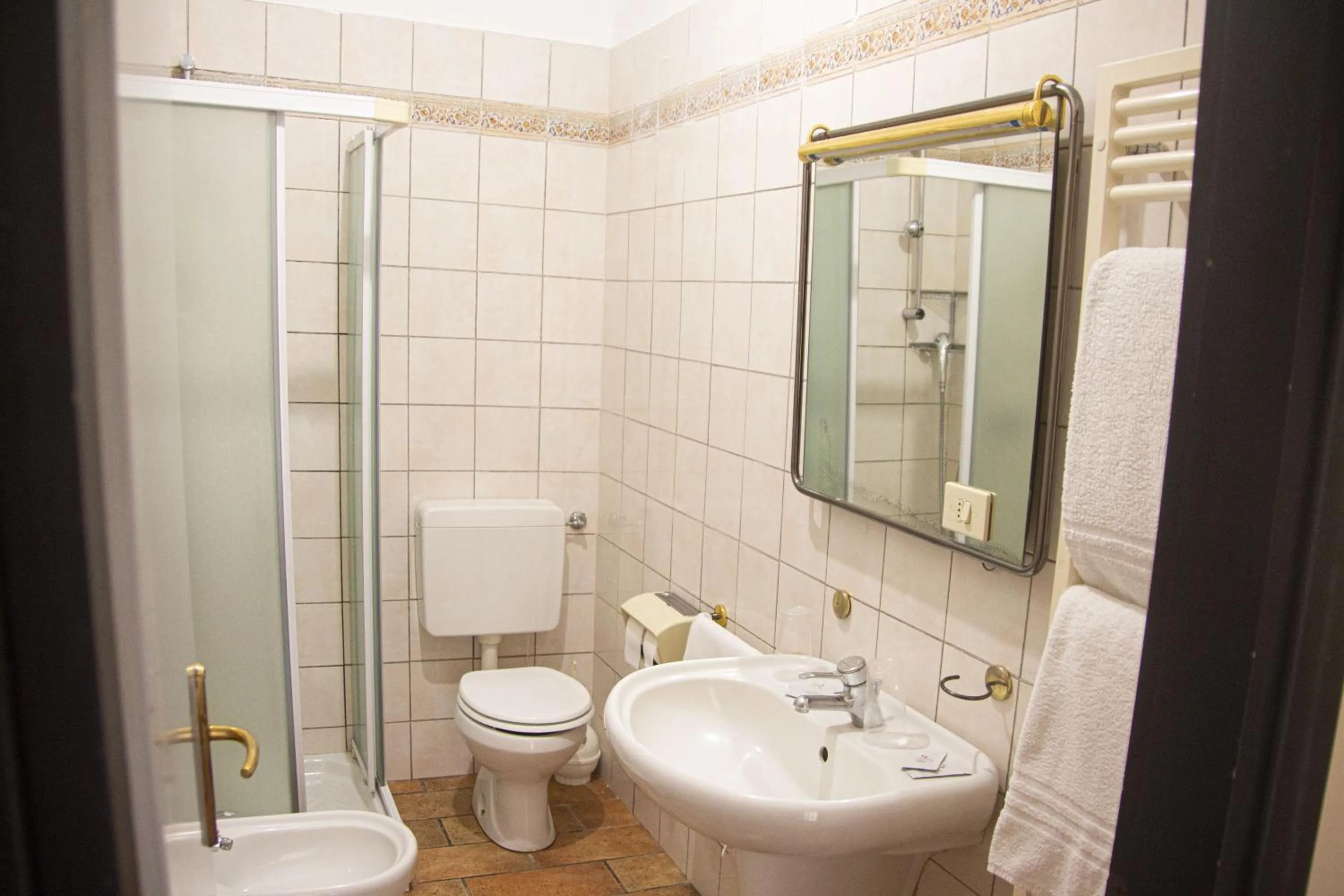 Bathroom in LVG Hotel Collection - Tornielli 9