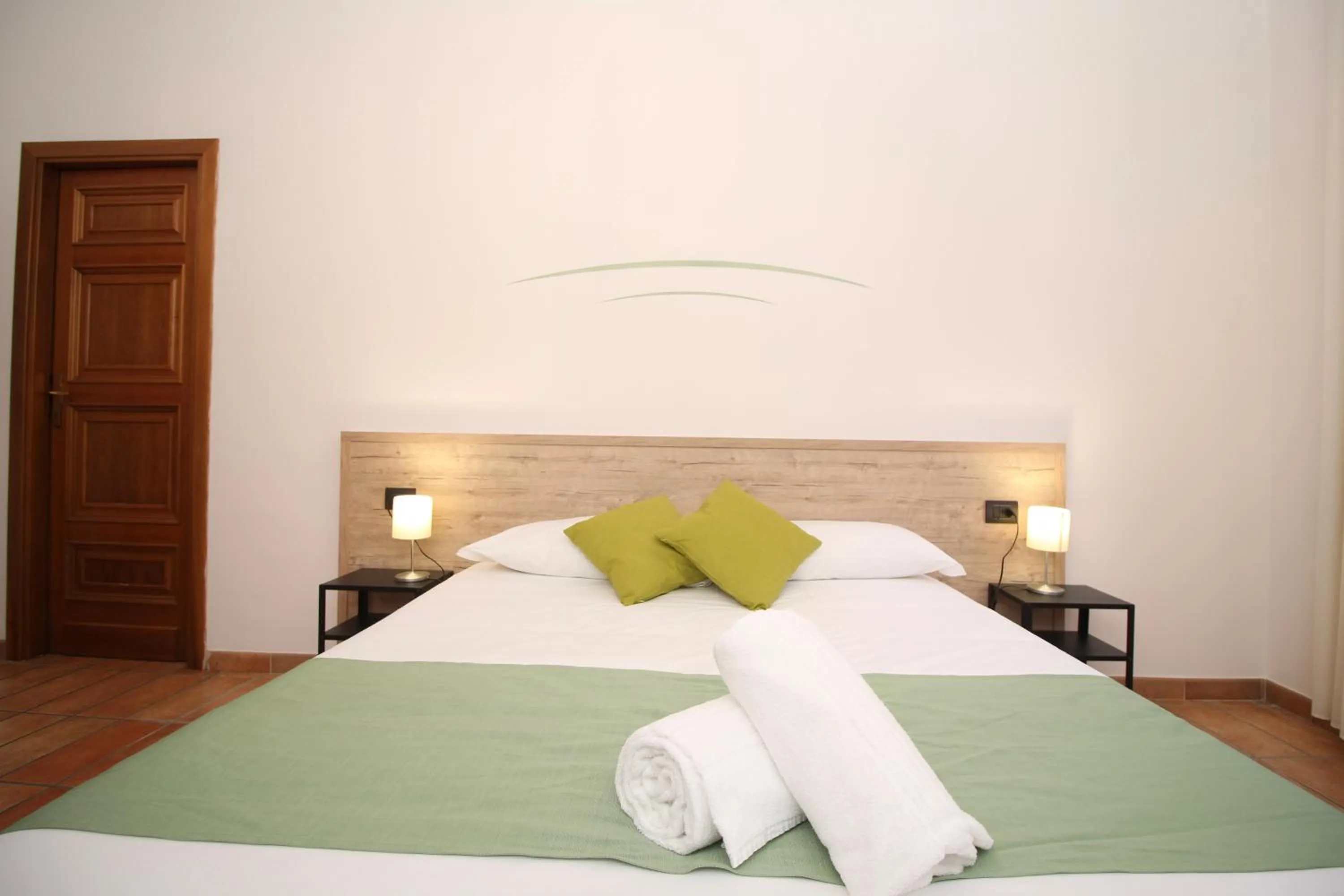 Bedroom, Bed in LVG Hotel Collection - Tornielli 9