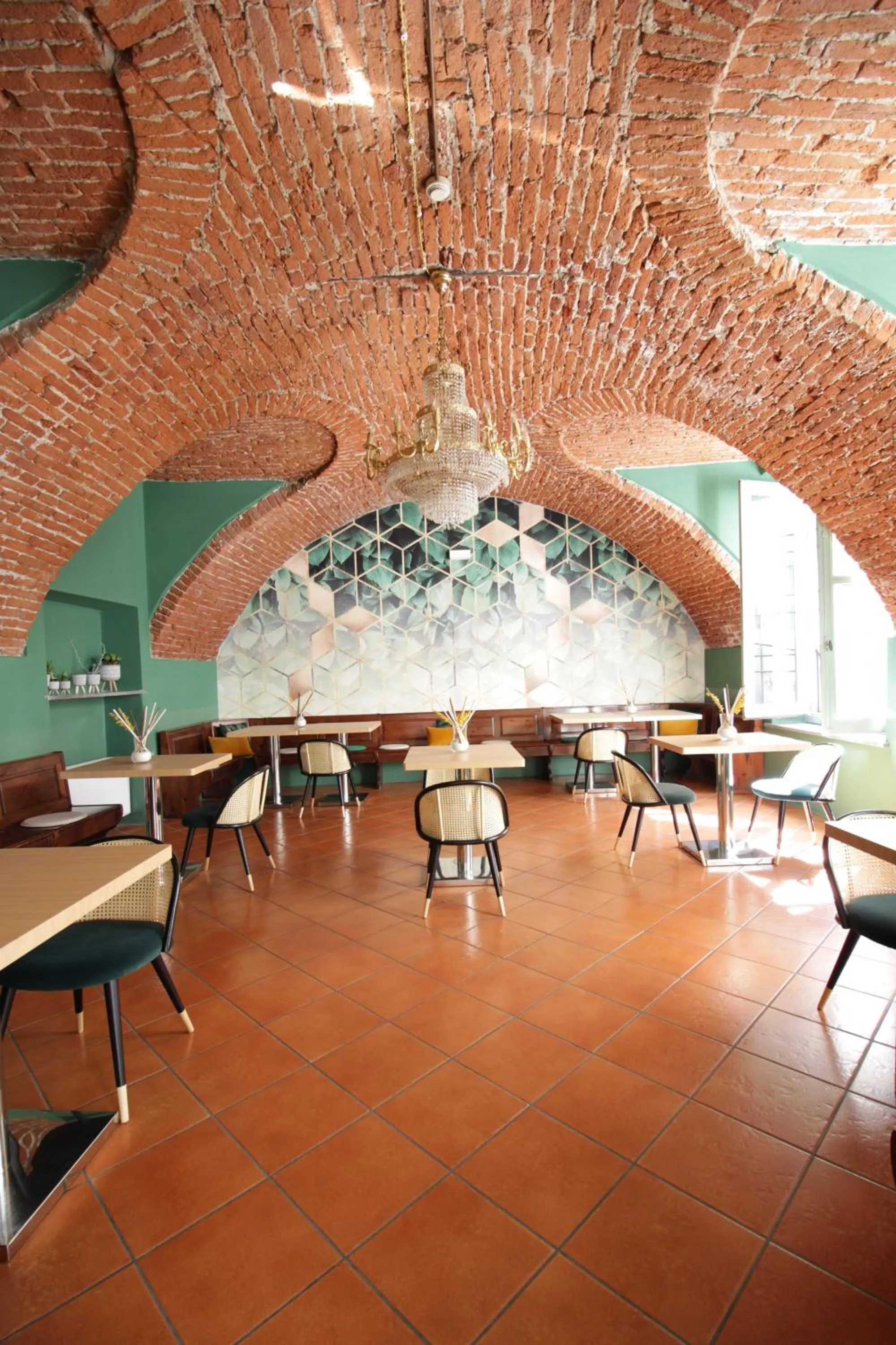 Restaurant/places to eat in LVG Hotel Collection - Tornielli 9