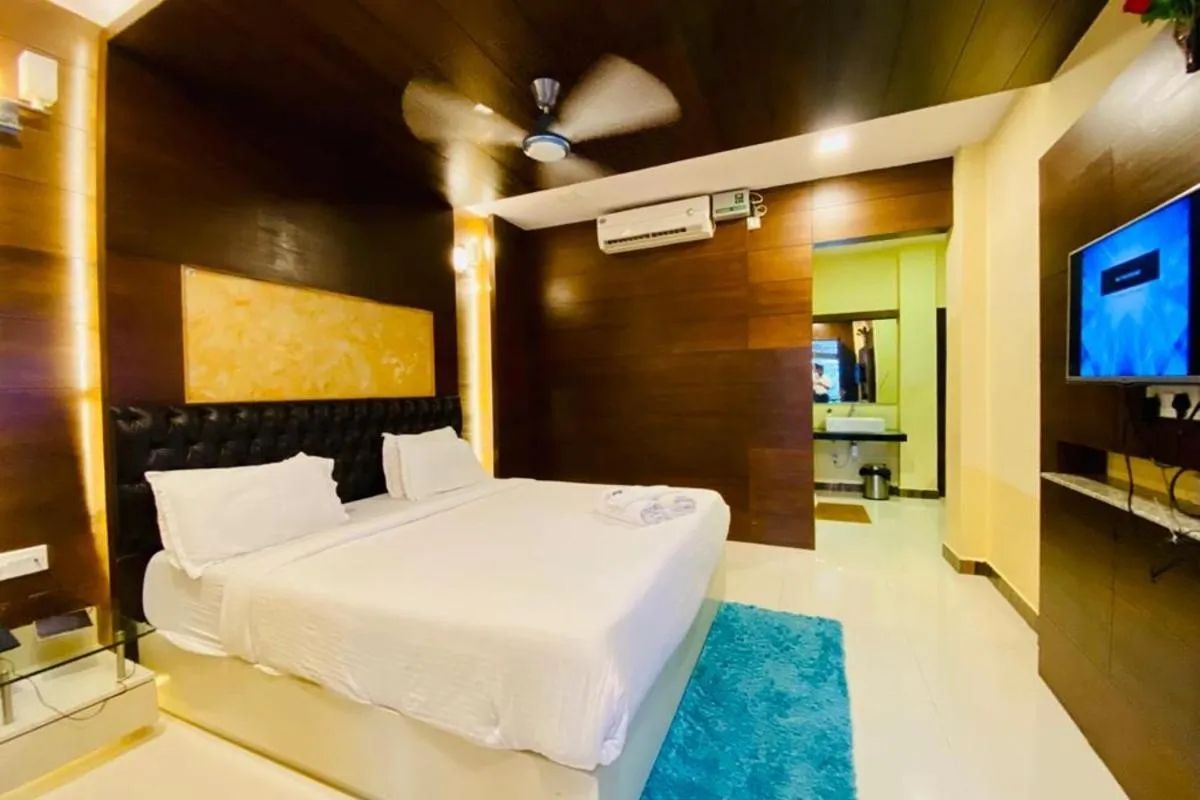 Bed in Pearl Park Beach Resort Private Limited