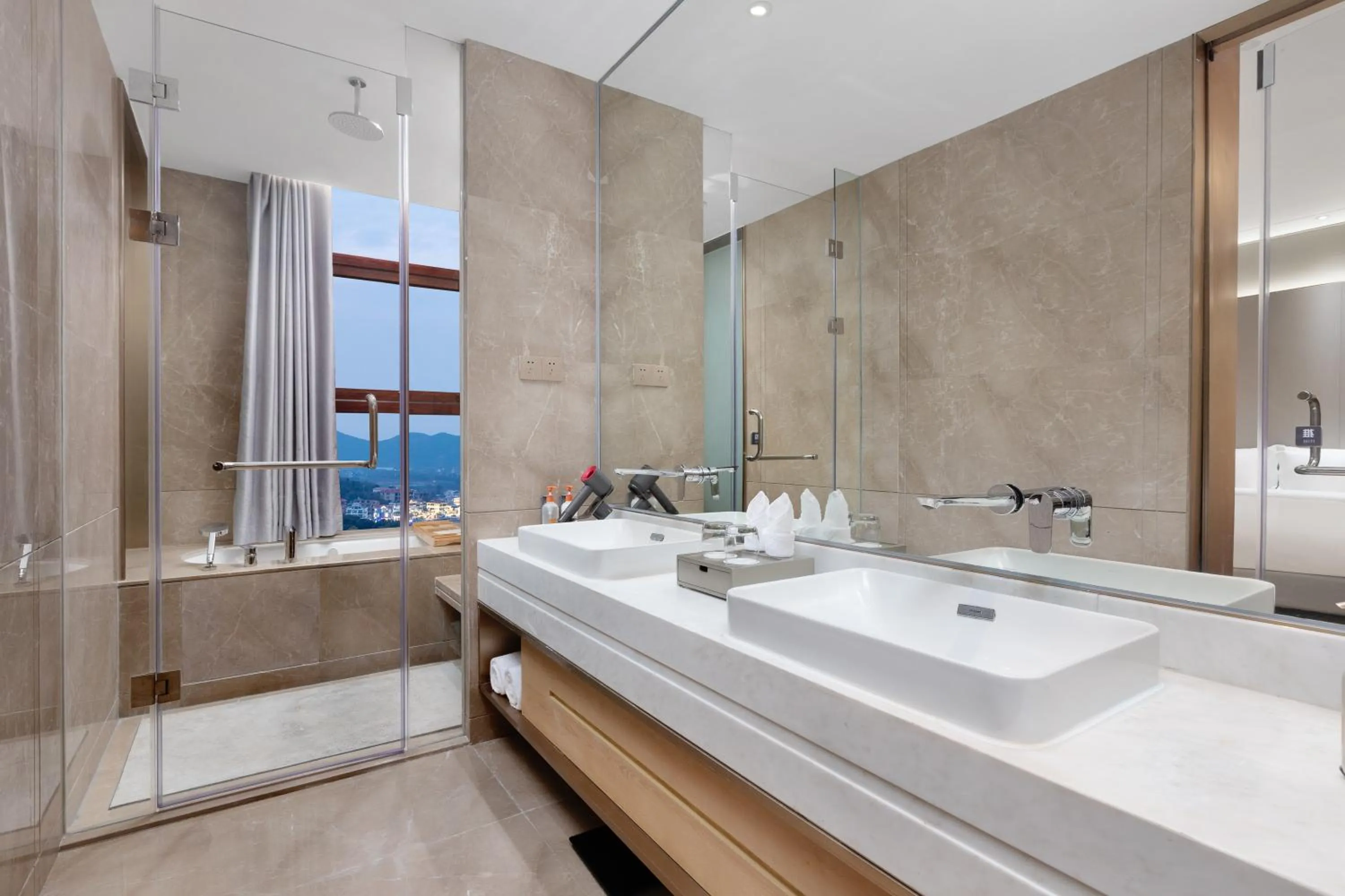 Bathroom in Crowne Plaza Zhoushan Seaview by IHG