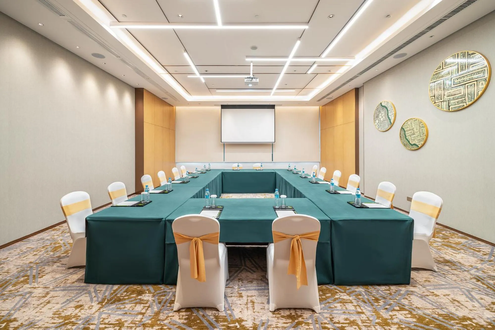 Business facilities in Holiday Inn Tongren Wanshan by IHG