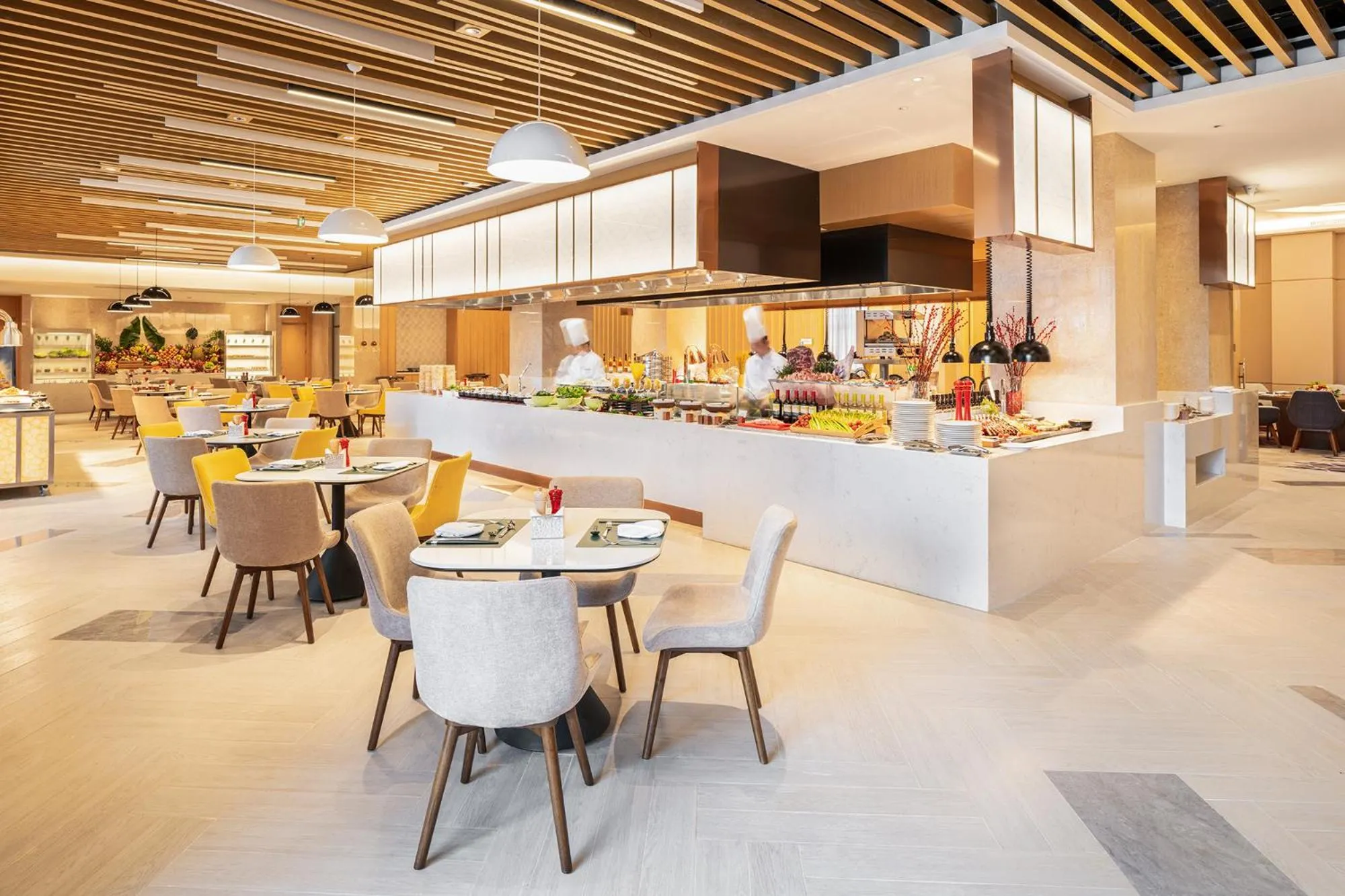 Restaurant/places to eat in Holiday Inn Tongren Wanshan by IHG