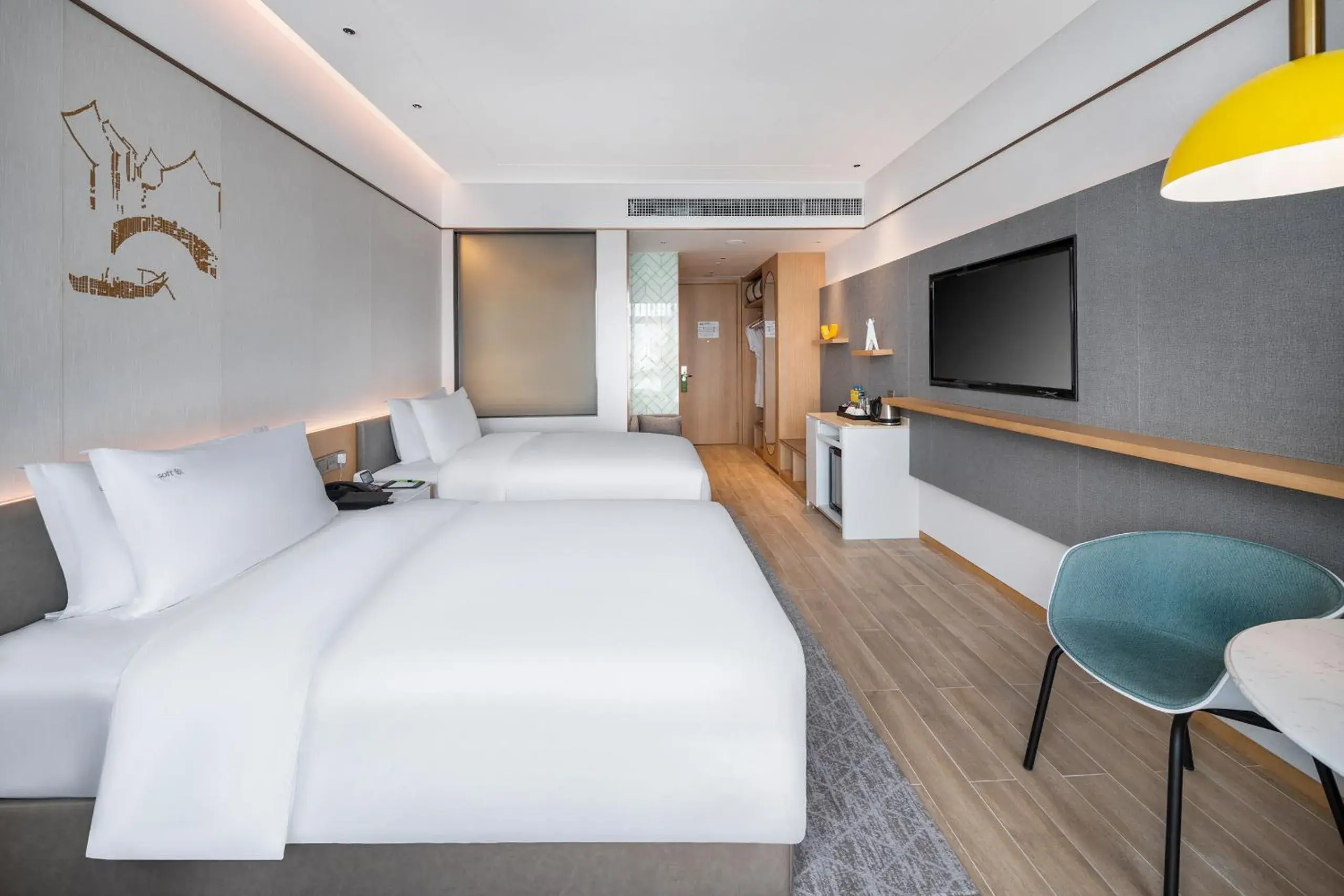 Standard Double Room with Two Double Beds in Holiday Inn Tongren Wanshan by IHG Standard Double Room with Two Double Beds in Holiday Inn Tongren Wanshan by IHG
