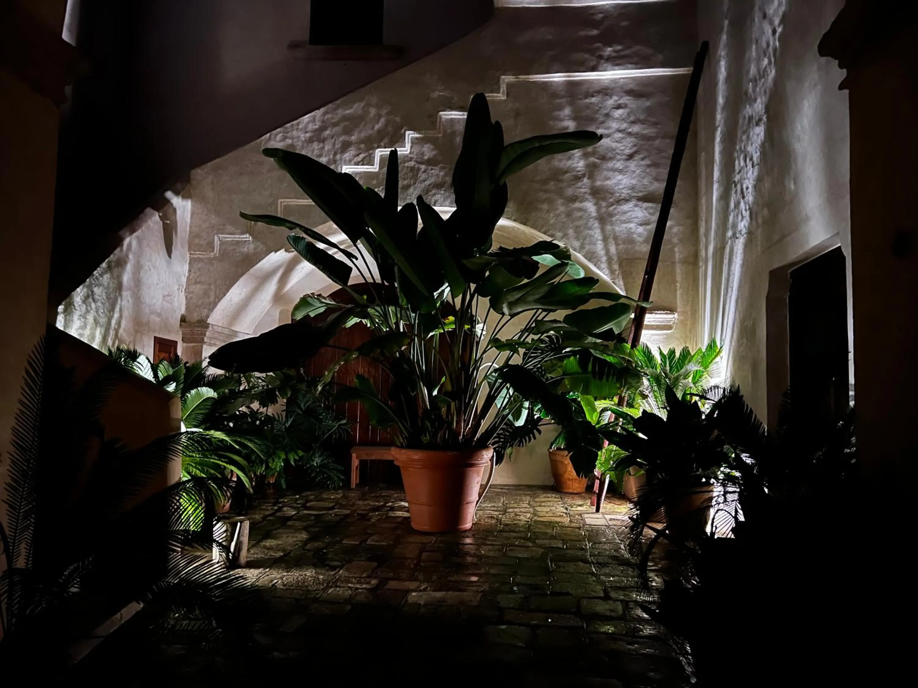 Inner courtyard view in Palazzo Donna Titì