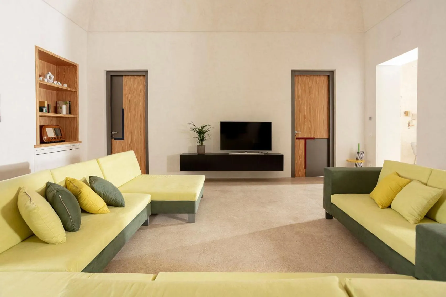 Communal lounge/ TV room in Palazzo Donna Titì