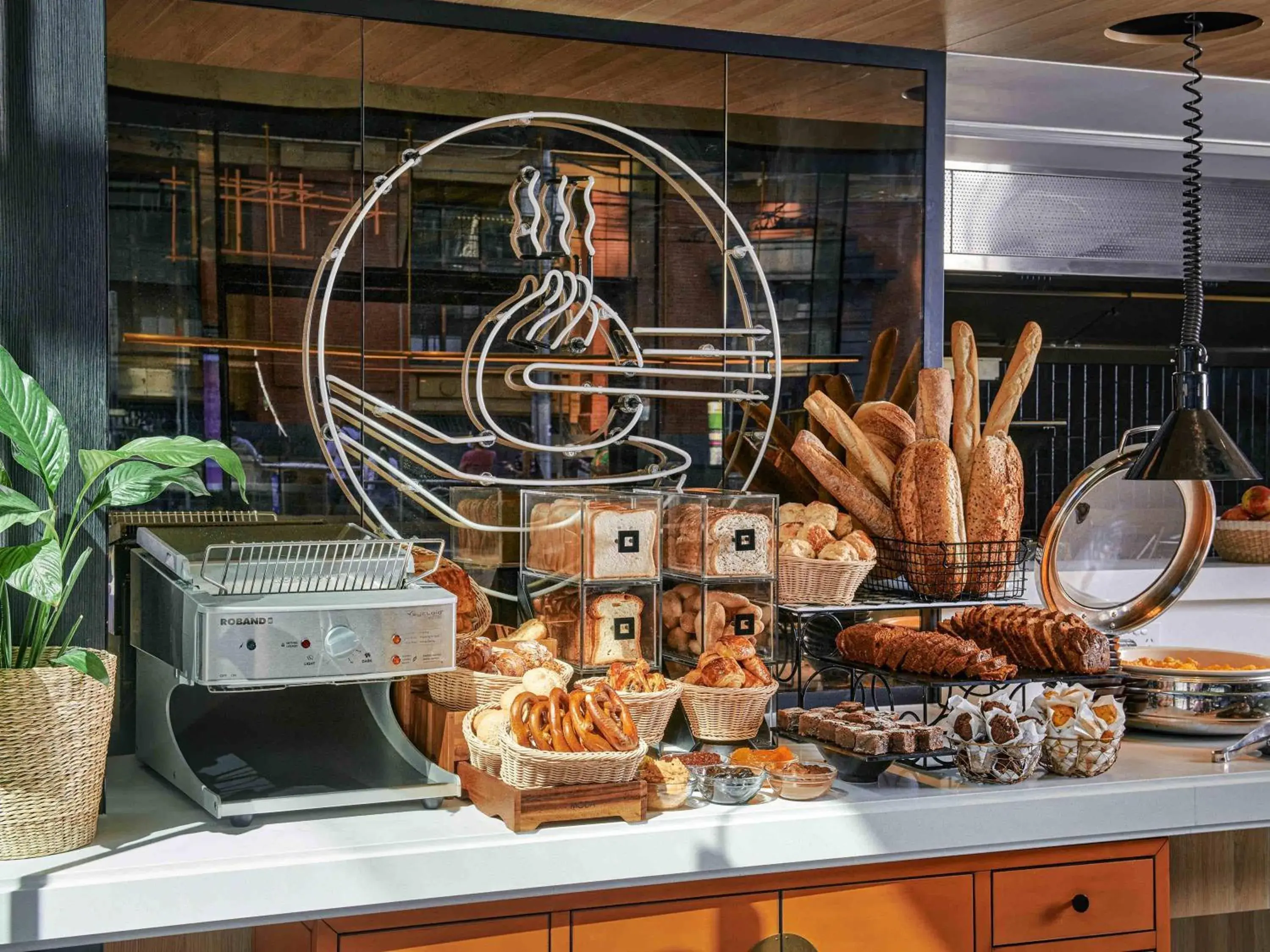 Breakfast in Movenpick Hotel Melbourne On Spencer Breakfast in Movenpick Hotel Melbourne On Spencer