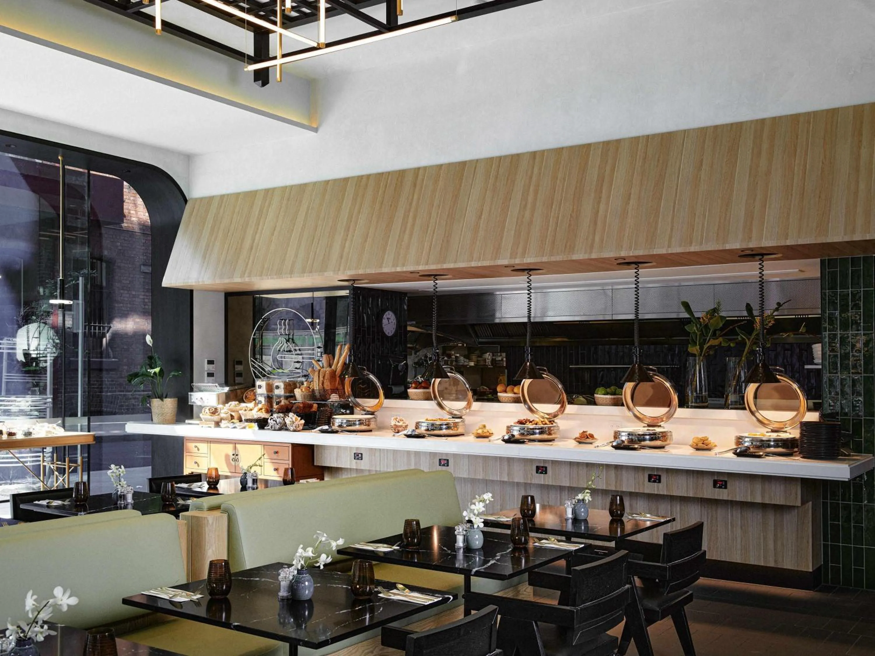 Breakfast in Movenpick Hotel Melbourne On Spencer