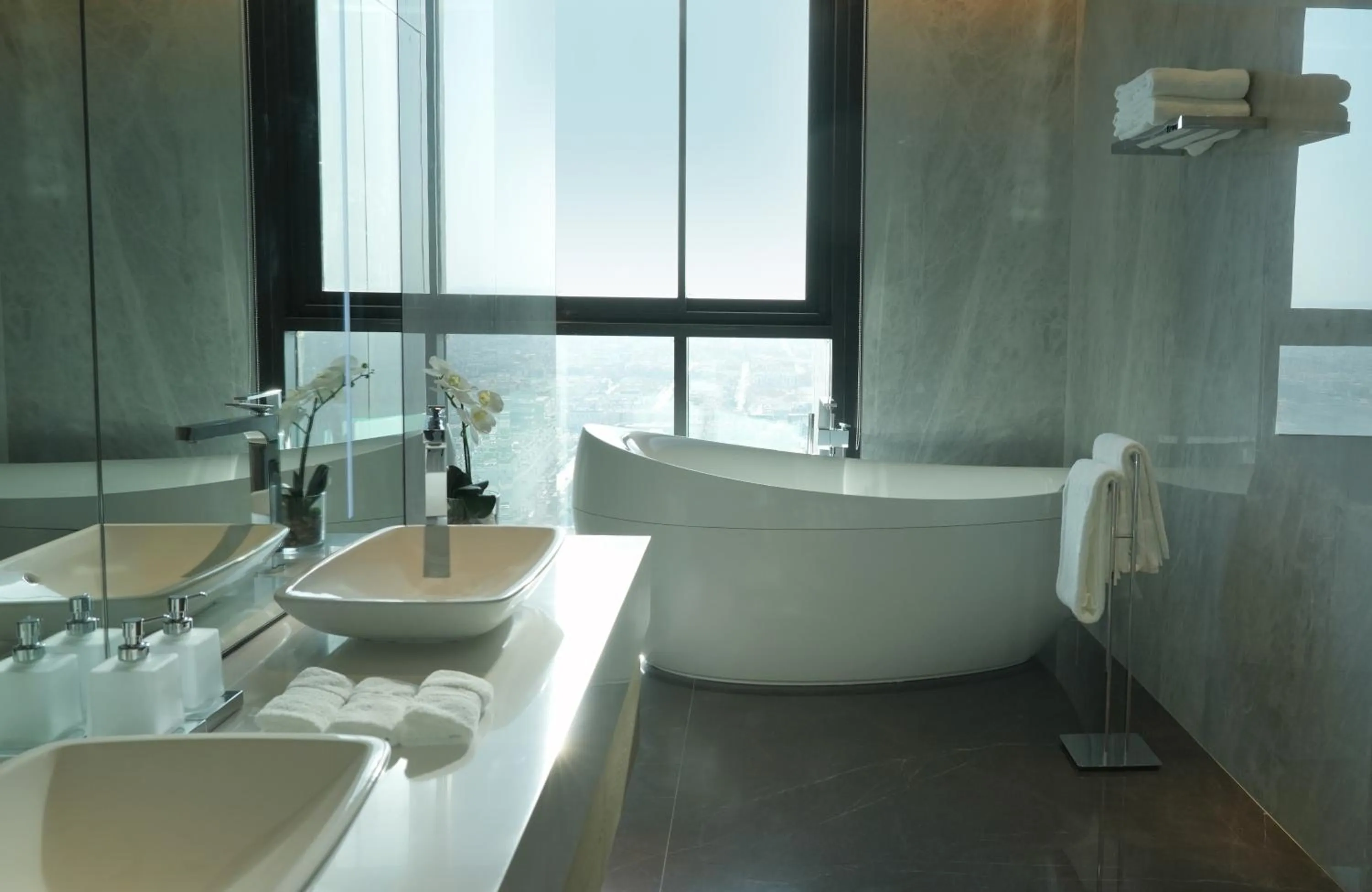 Toilet in Fairmont Ramla Riyadh