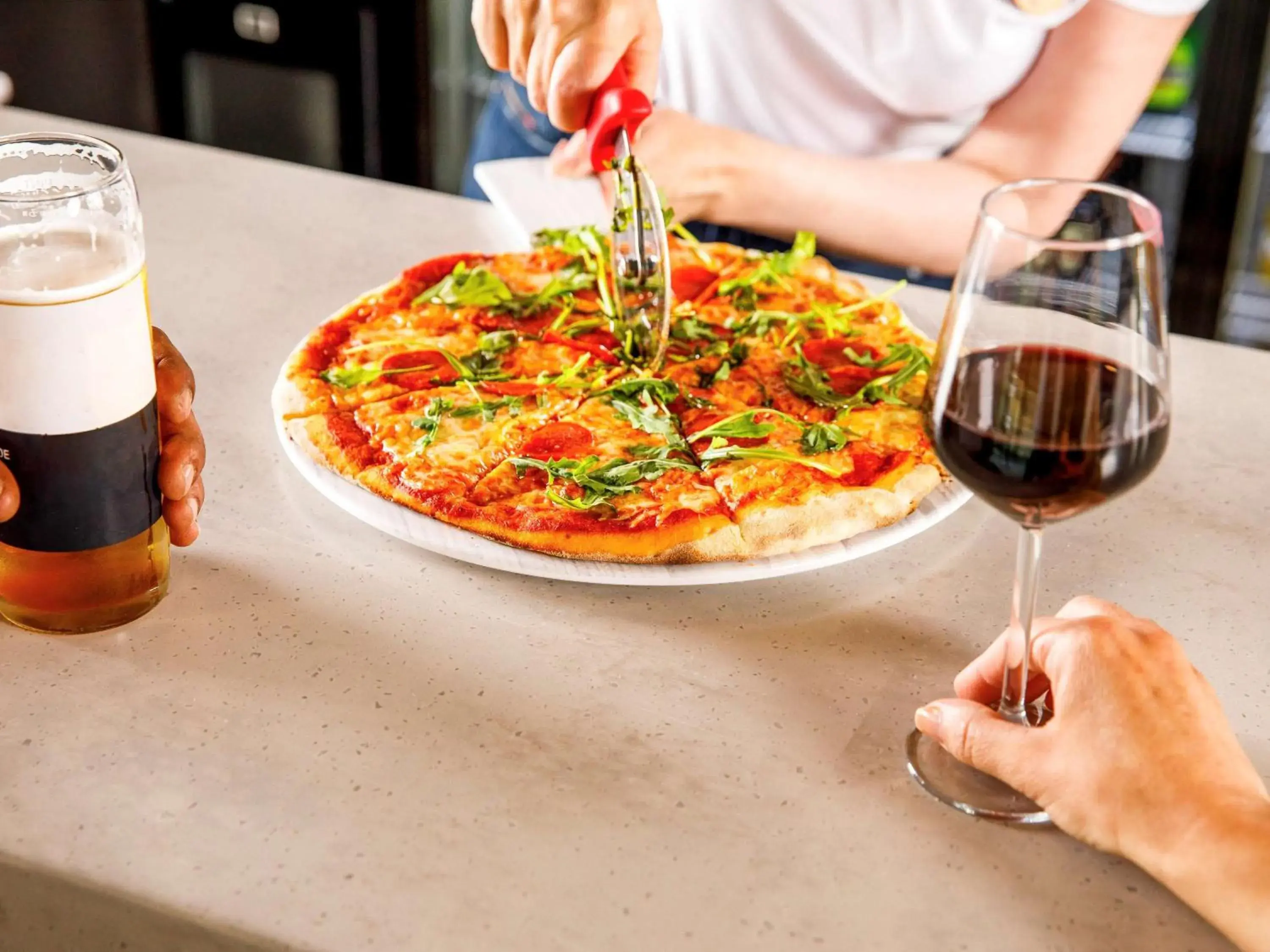 Restaurant/places to eat in ibis London Sutton Point Restaurant/places to eat in ibis London Sutton Point