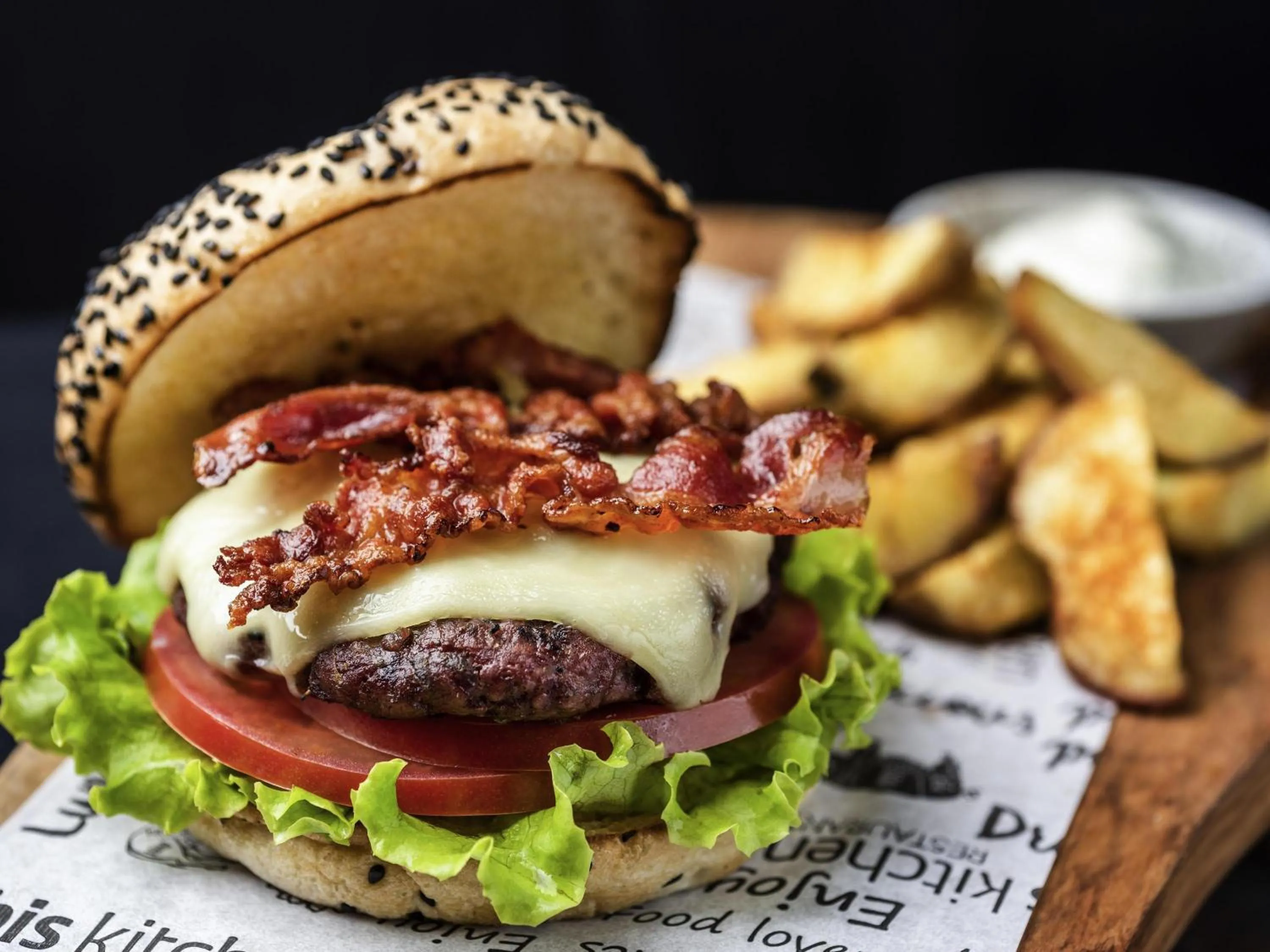 Restaurant/places to eat in ibis London Sutton Point