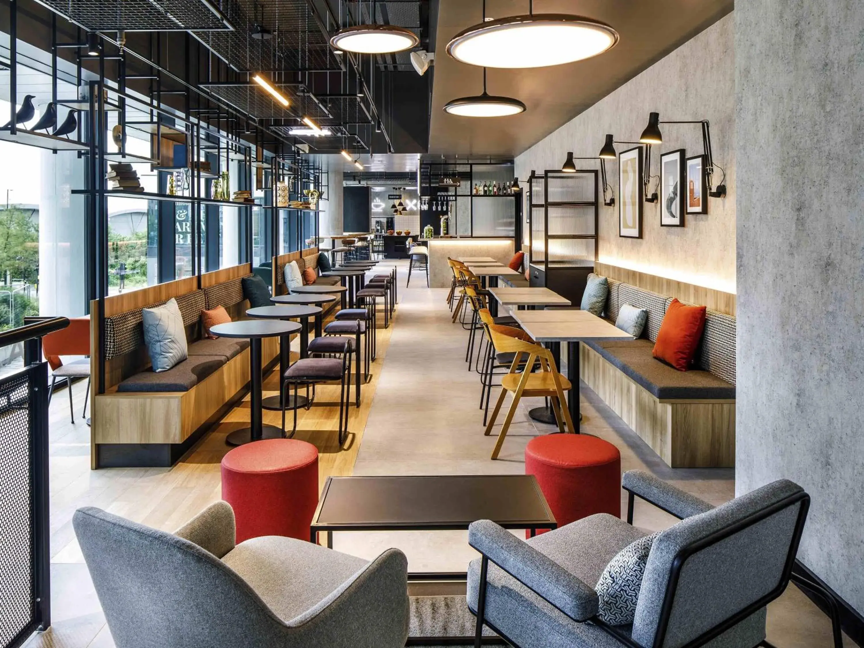 Restaurant/places to eat in ibis London Sutton Point Restaurant/places to eat in ibis London Sutton Point