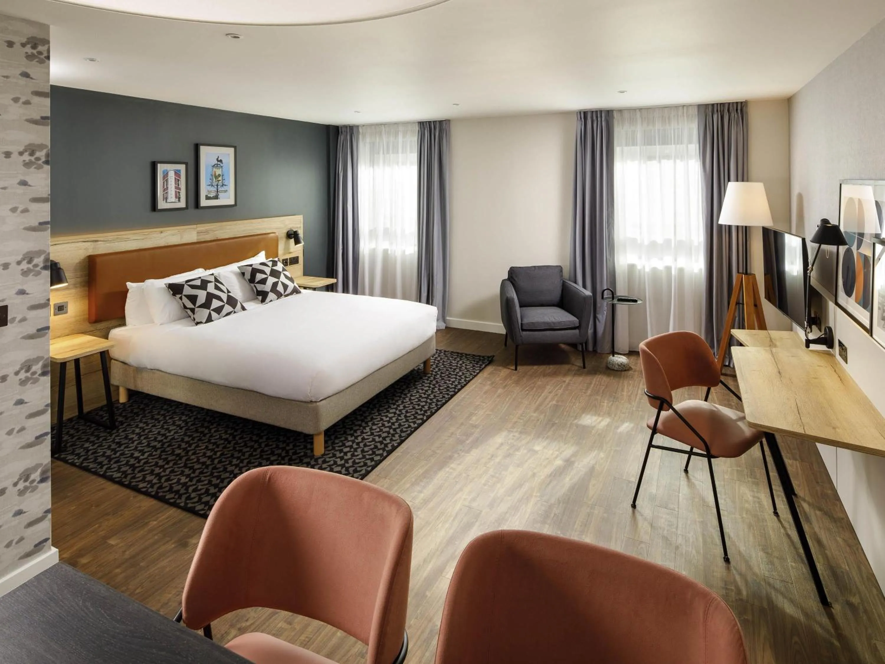 Property building, Bed in Aparthotel Adagio London Sutton Point