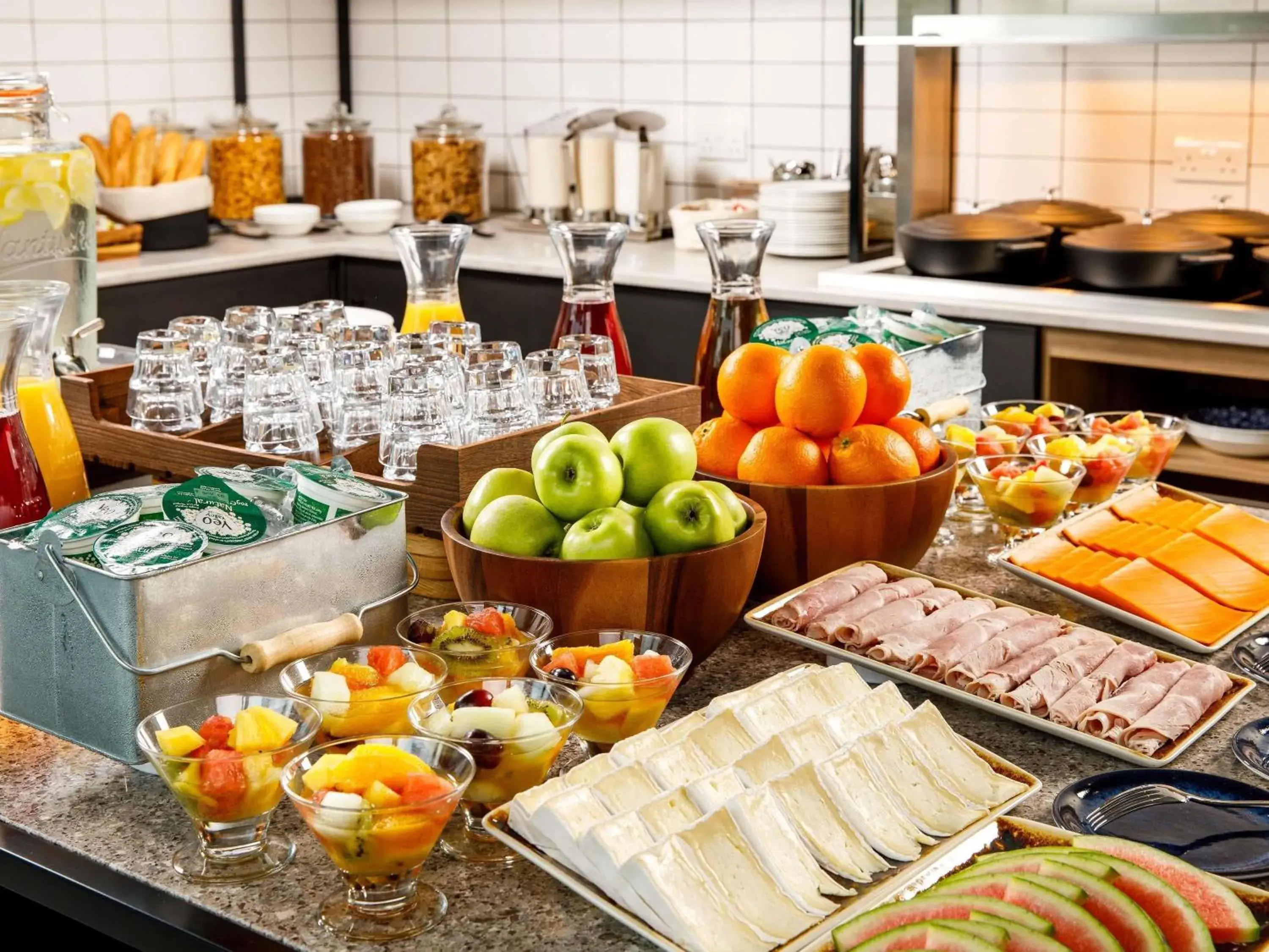 Breakfast in Aparthotel Adagio London Sutton Point Breakfast in Aparthotel Adagio London Sutton Point