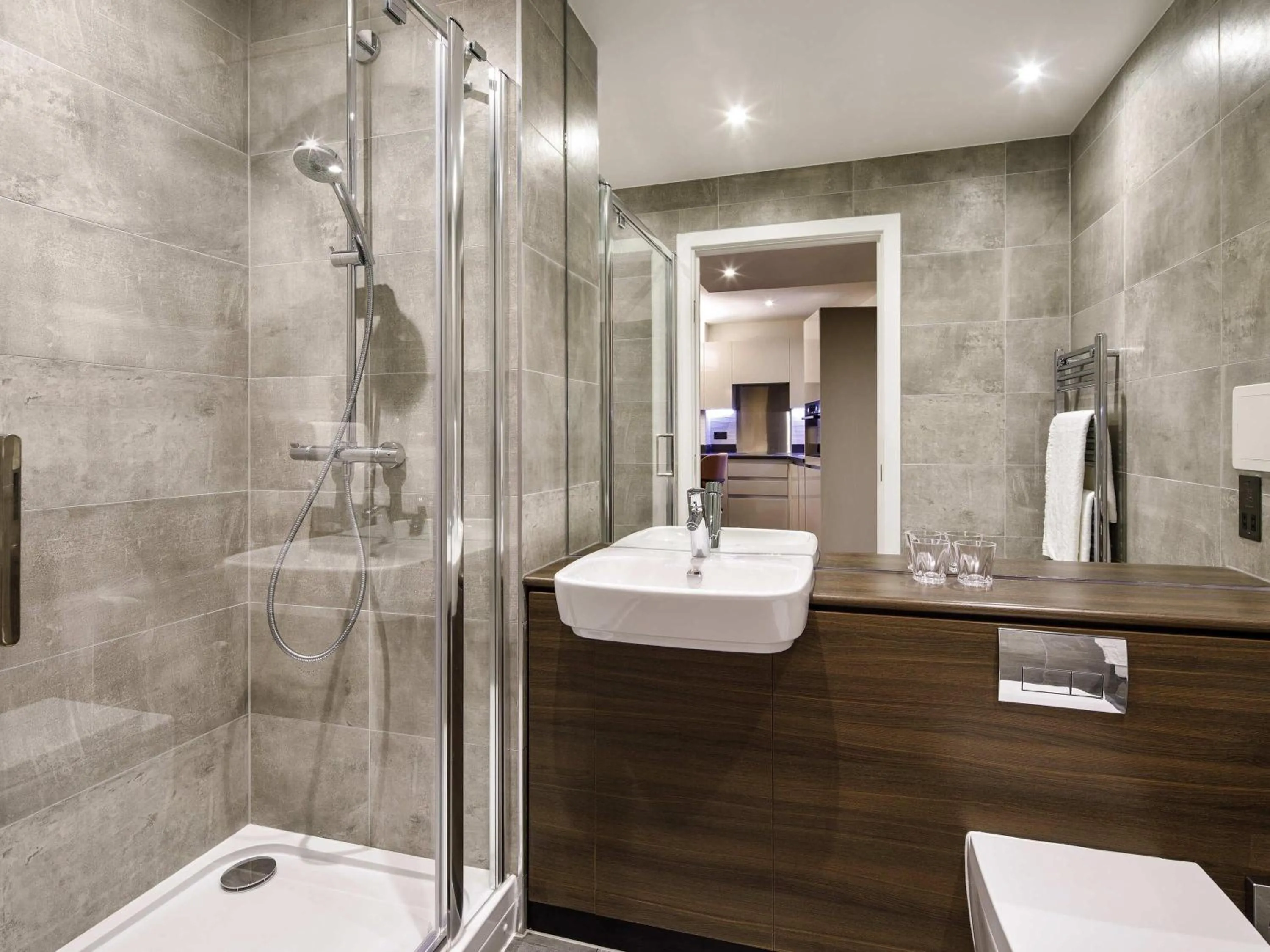 Bedroom in Aparthotel Adagio London Sutton Point