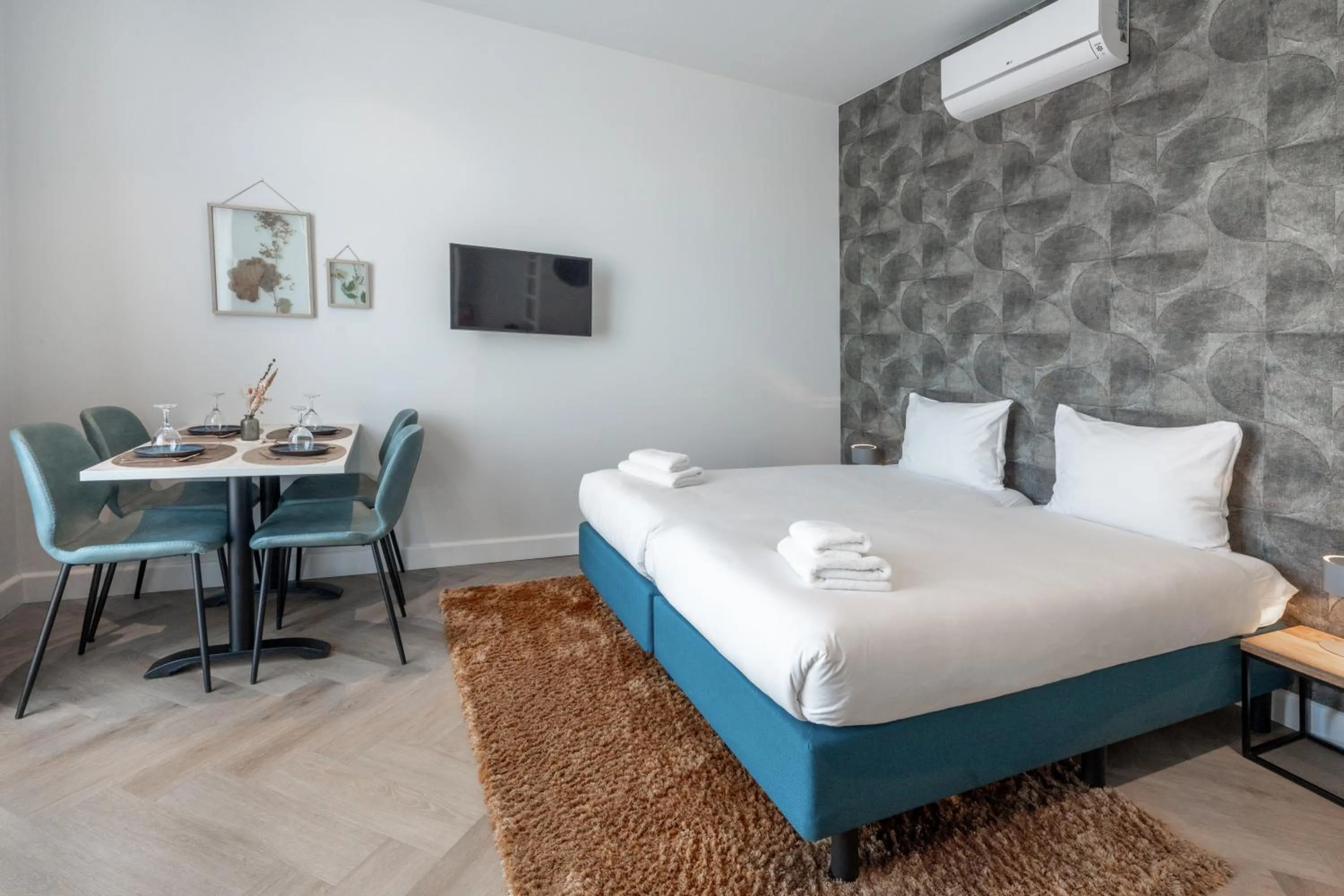 Bed in Ocean House Zandvoort