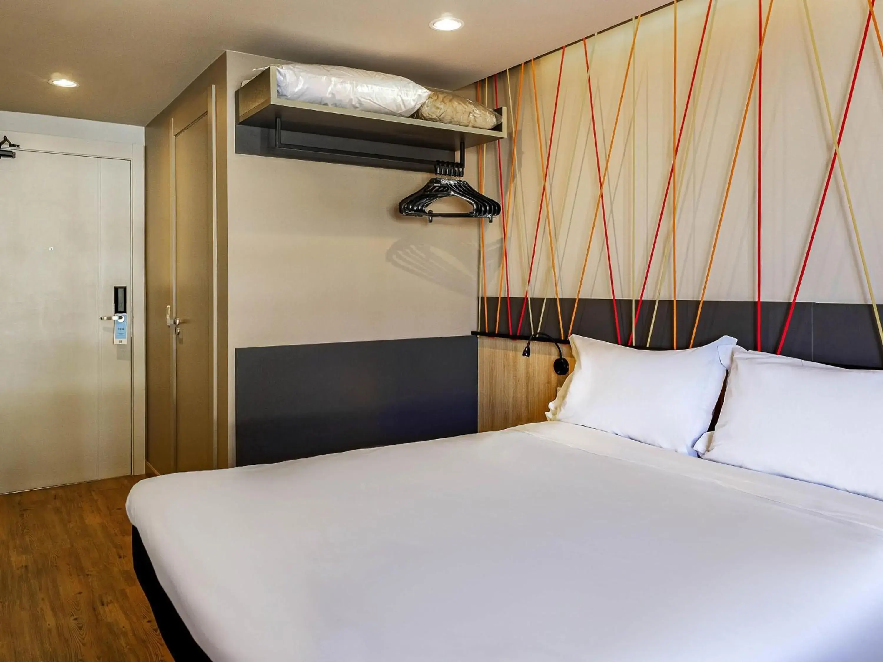 Bedroom, Bed in ibis Styles Porto Alegre Moinhos de Vento Bedroom, Bed in ibis Styles Porto Alegre Moinhos de Vento