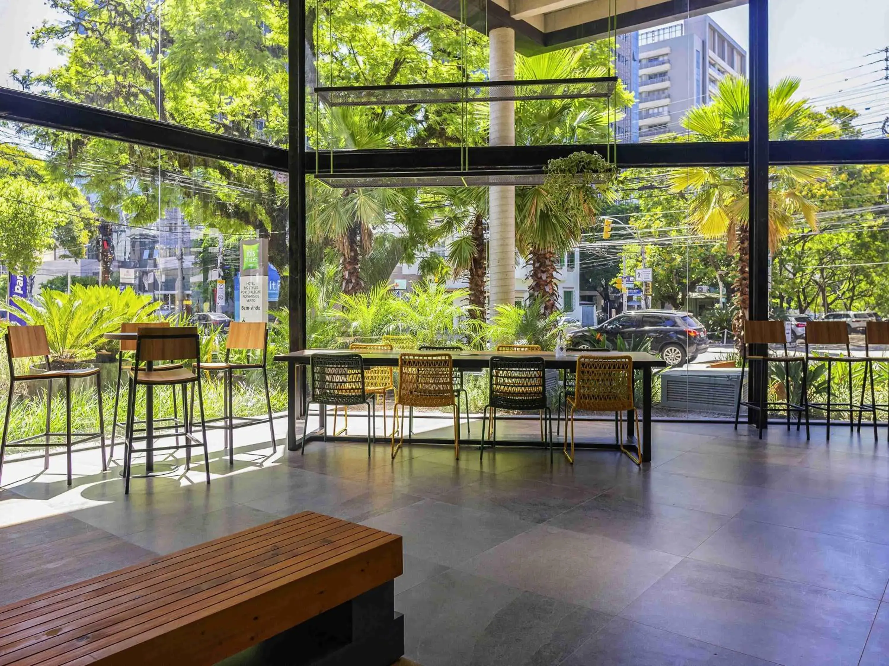 Property building in ibis Styles Porto Alegre Moinhos de Vento Property building in ibis Styles Porto Alegre Moinhos de Vento