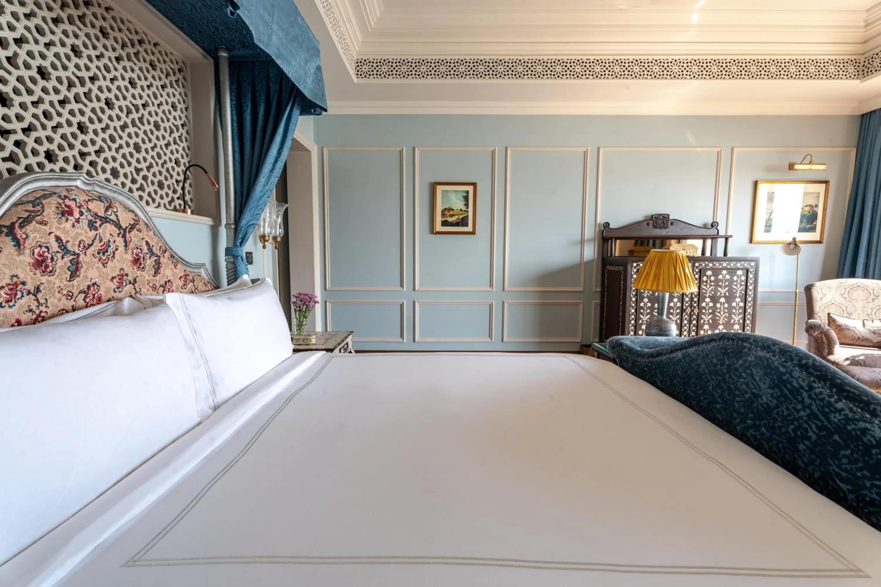 Bed in Raffles Udaipur