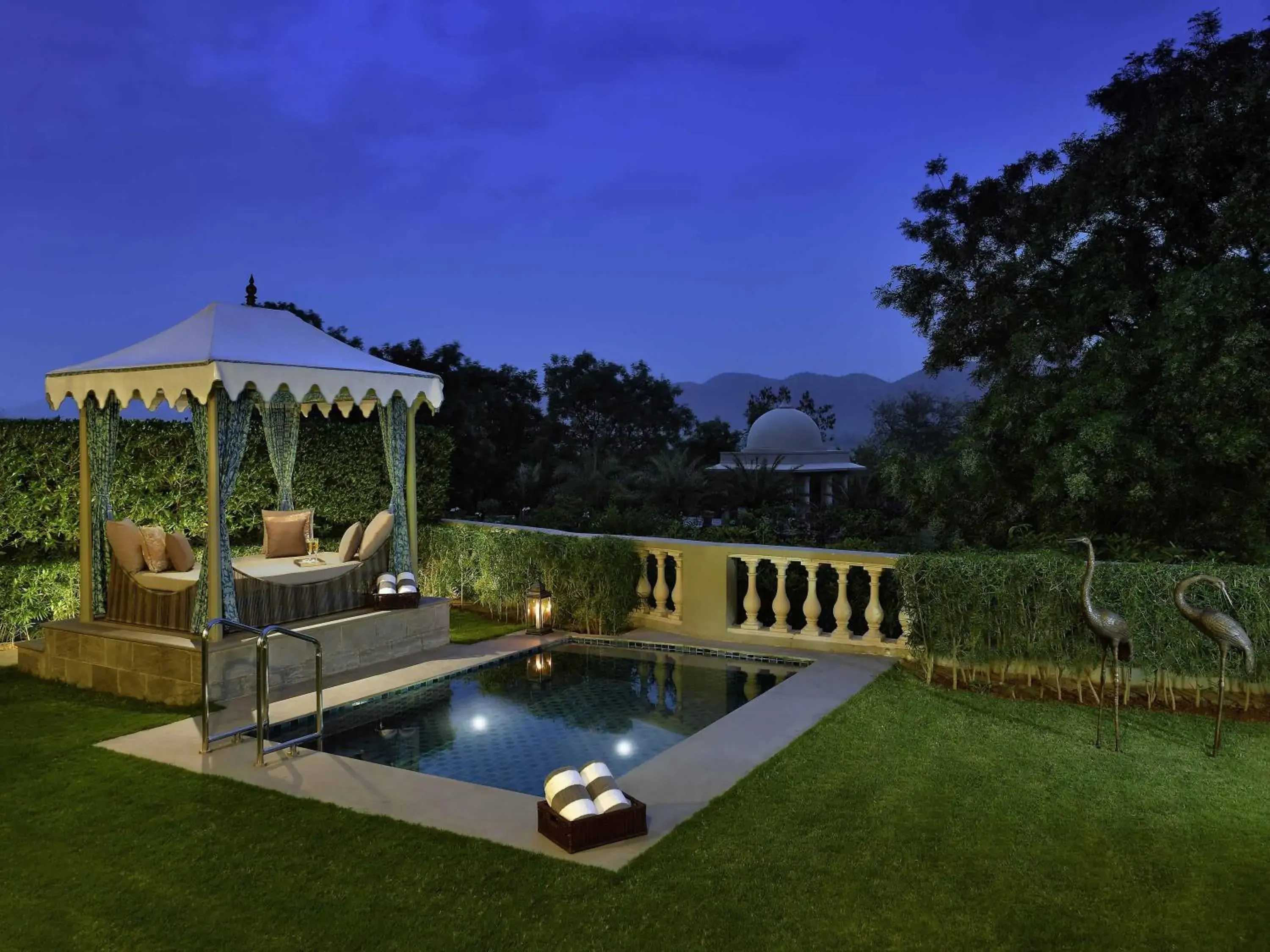Bedroom in Raffles Udaipur Bedroom in Raffles Udaipur
