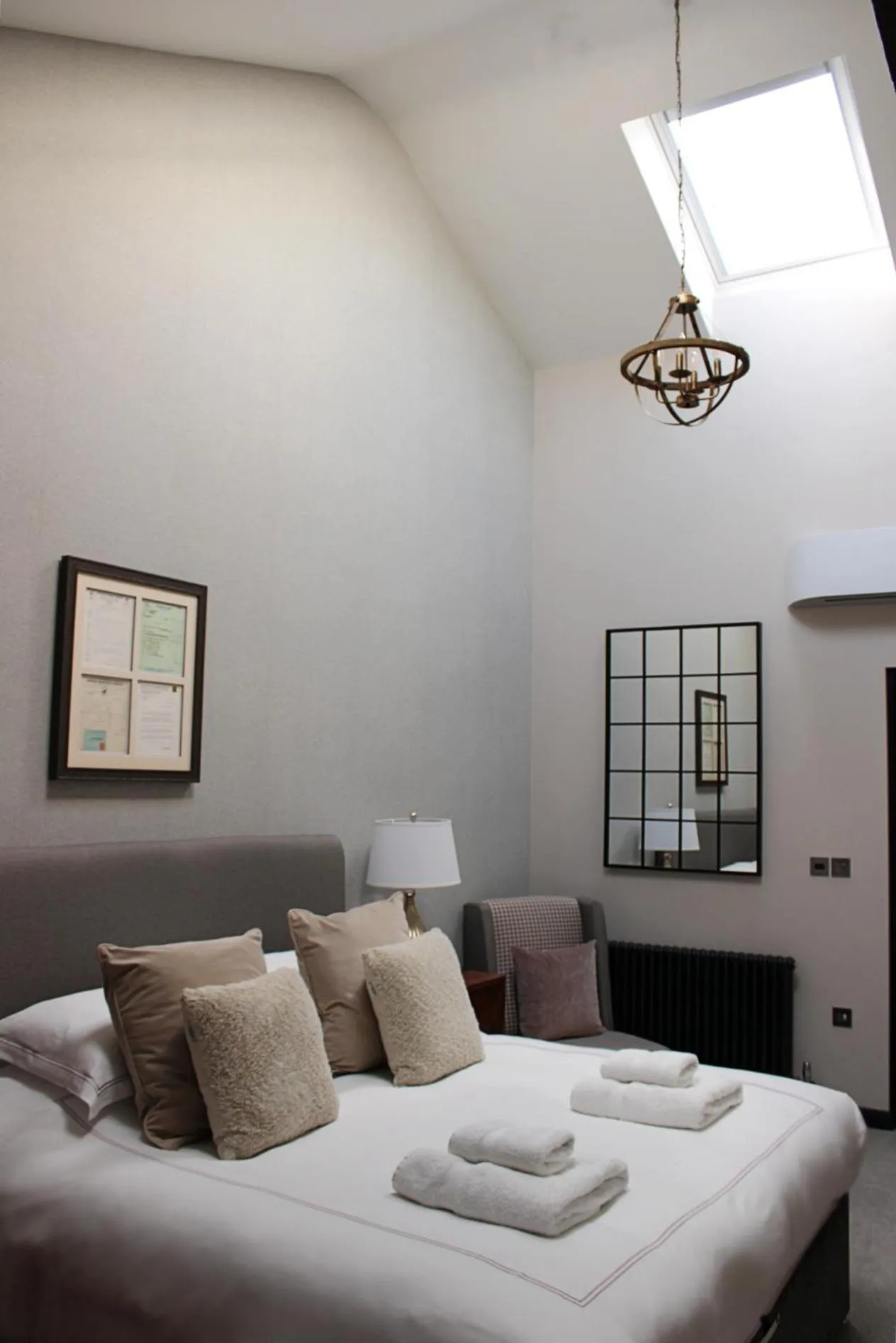 Bed in The Merchant's Yard