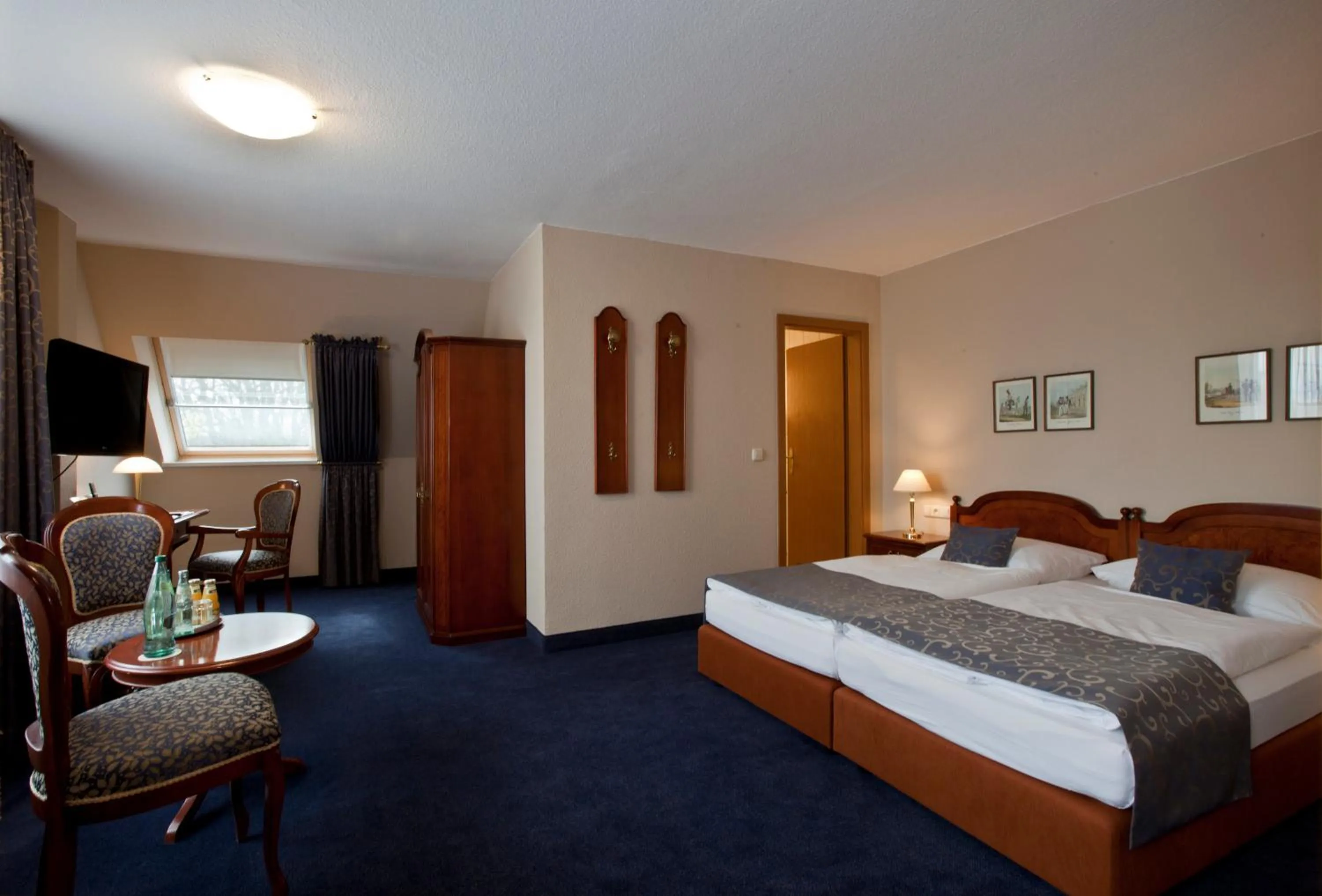 Photo of the whole room, Bed in Villa Knobelsdorff