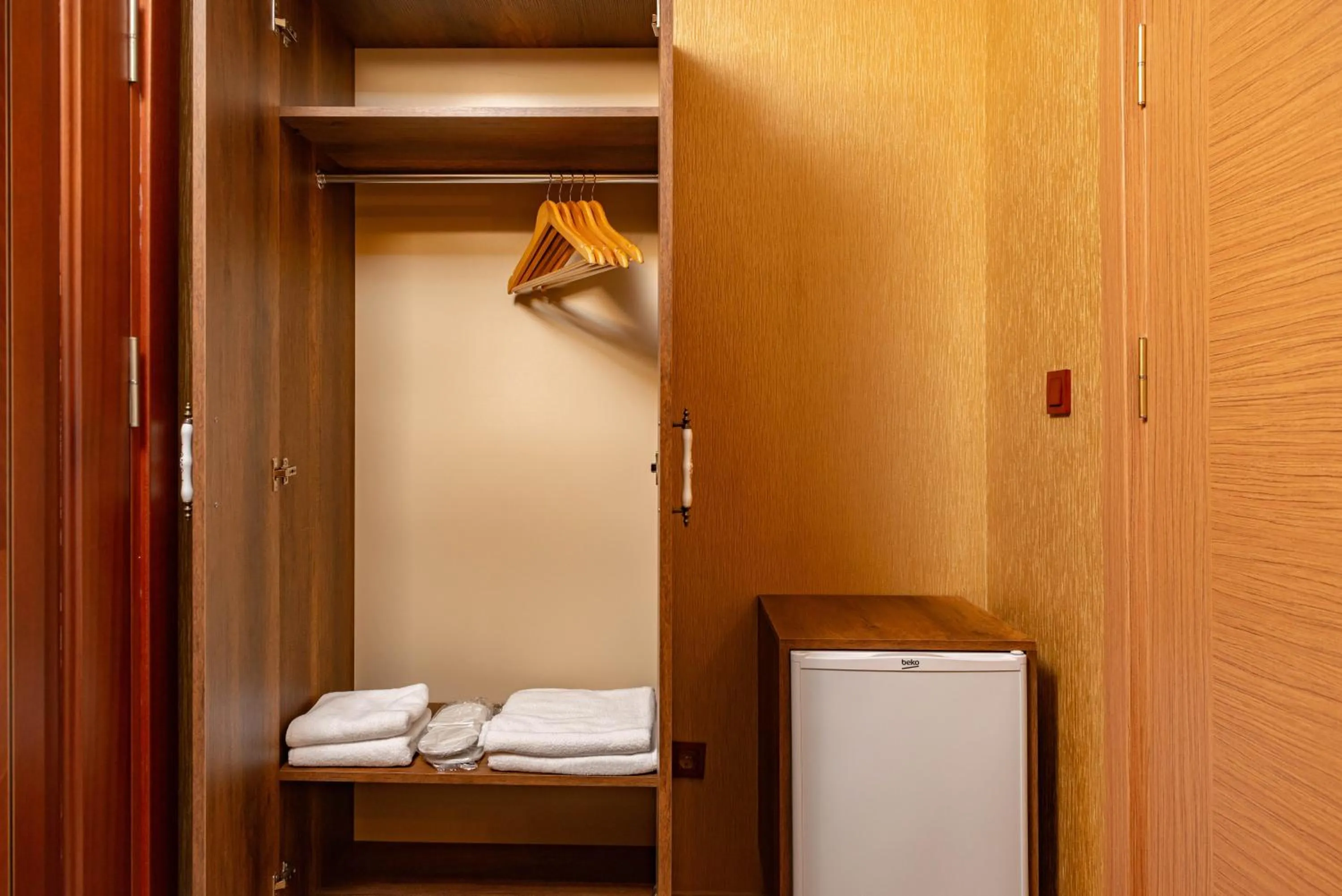 Communal lounge/ TV room in The Ottoman