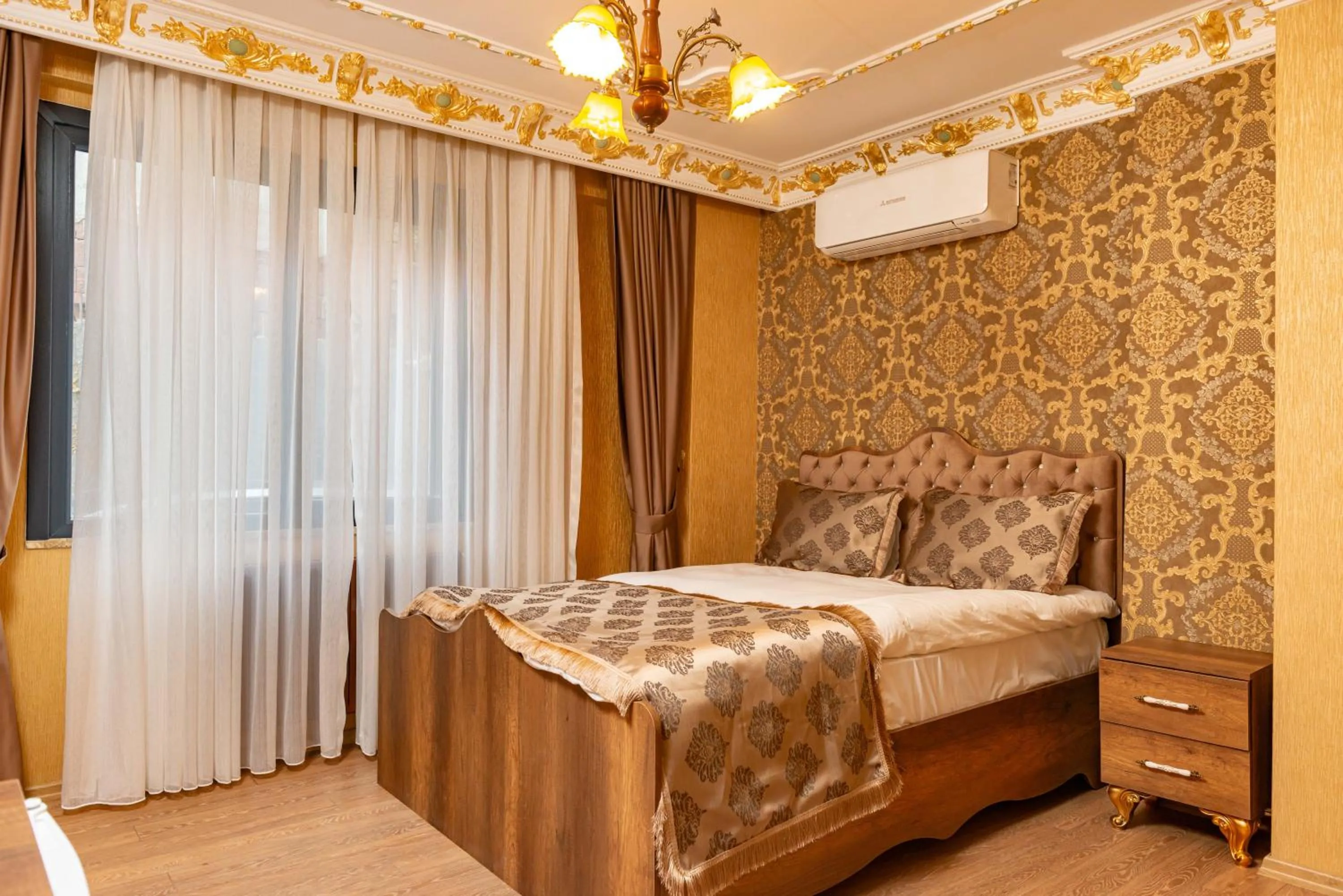 Photo of the whole room, Bed in The Ottoman