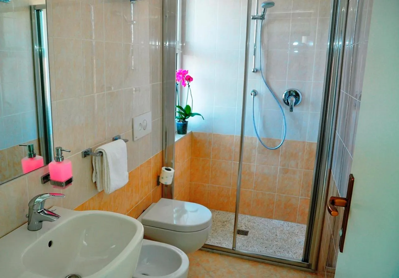 Bathroom in Hotel Lugano