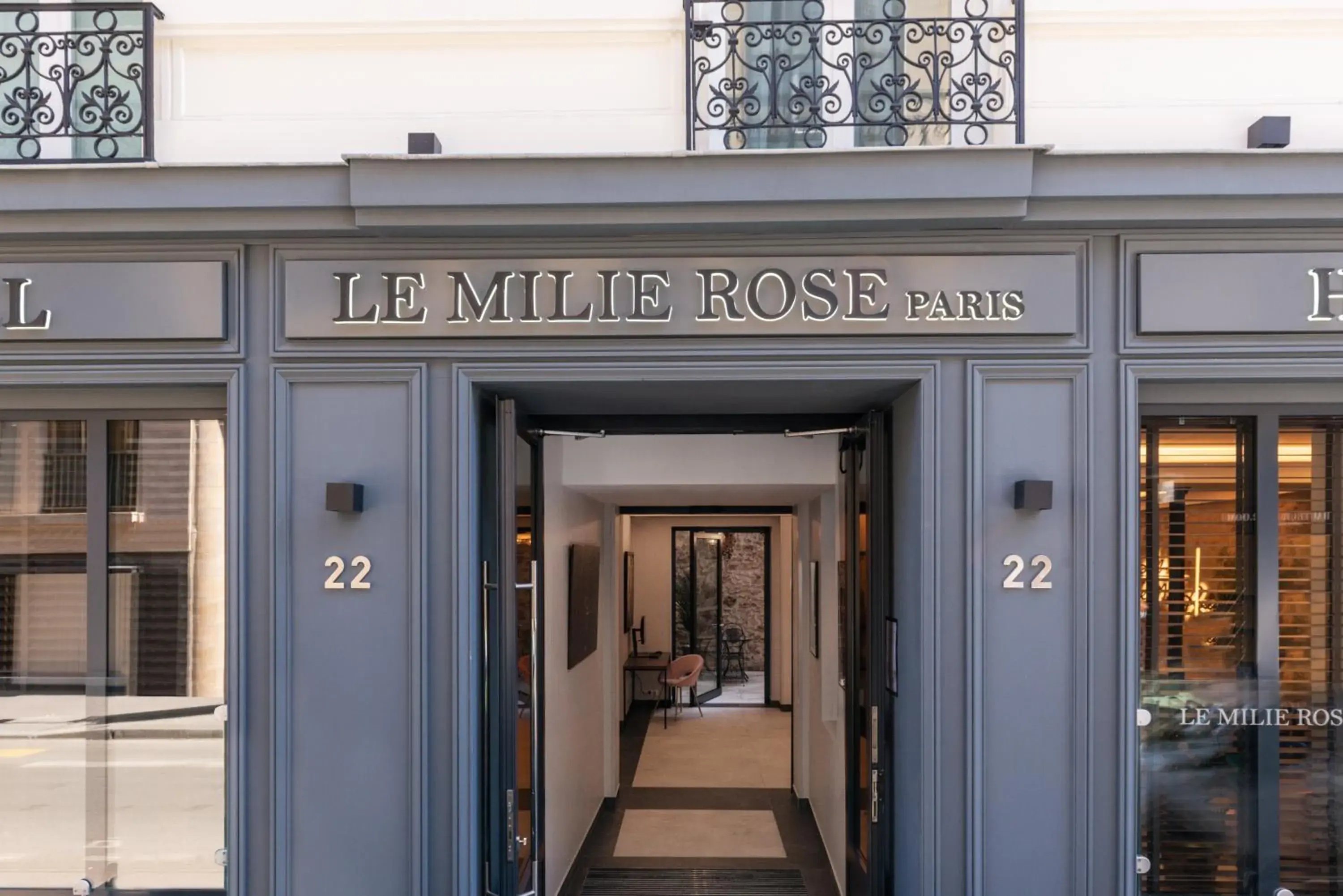 Facade/entrance in Hôtel Le Milie Rose Facade/entrance in Hôtel Le Milie Rose