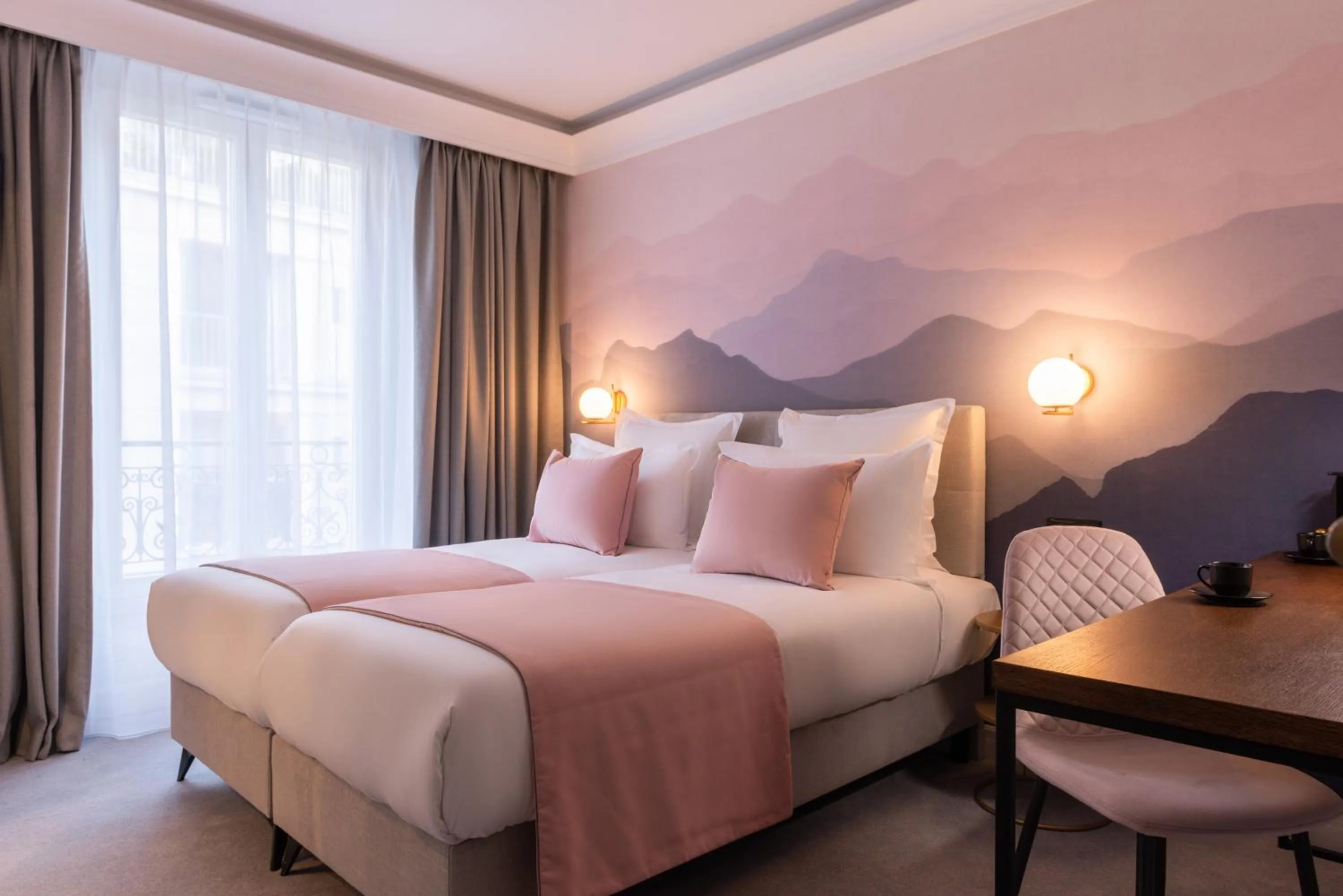 Bedroom, Bed in Hôtel Le Milie Rose