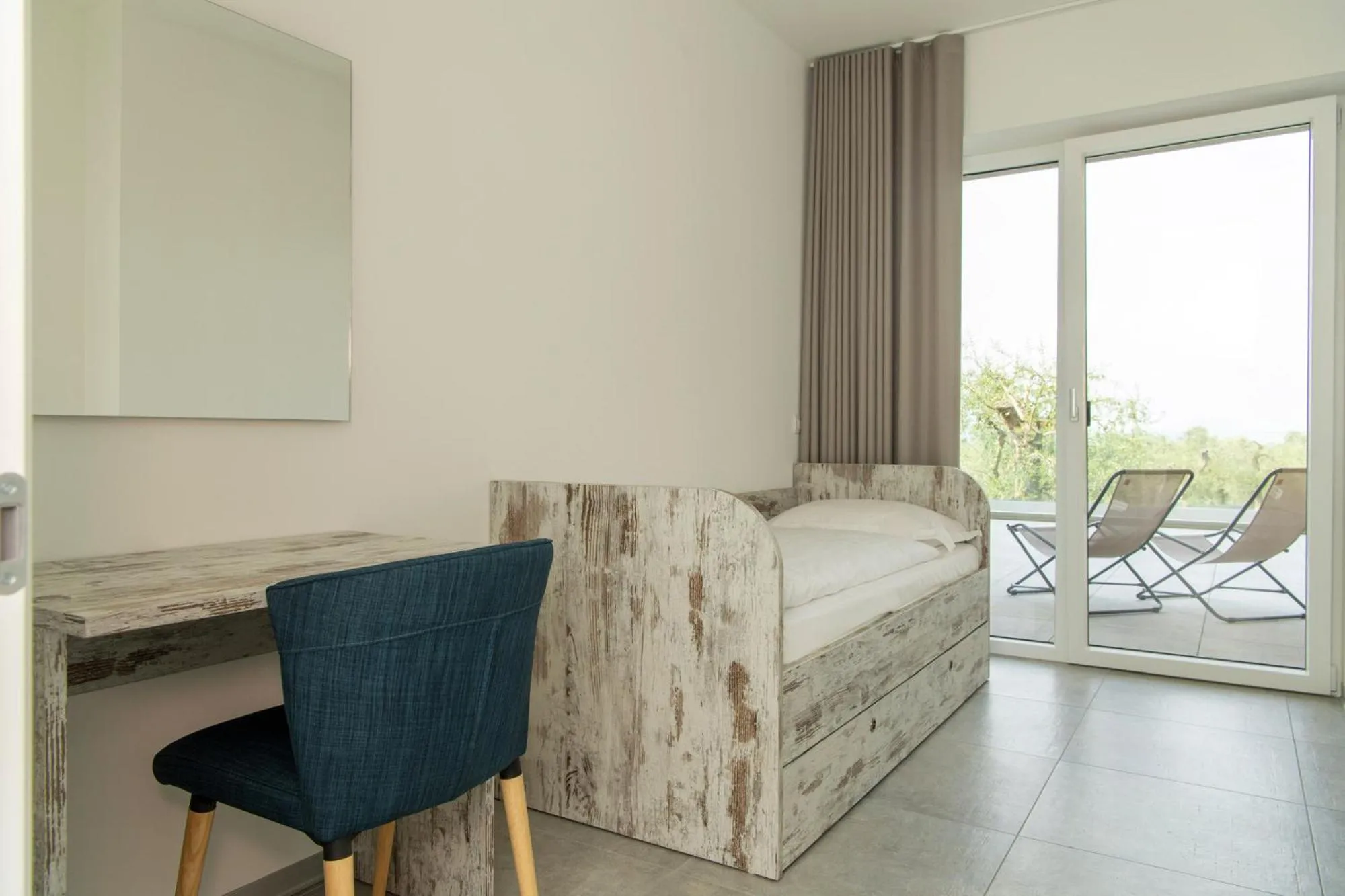 Bed in Residence Malcesine-Active&Family