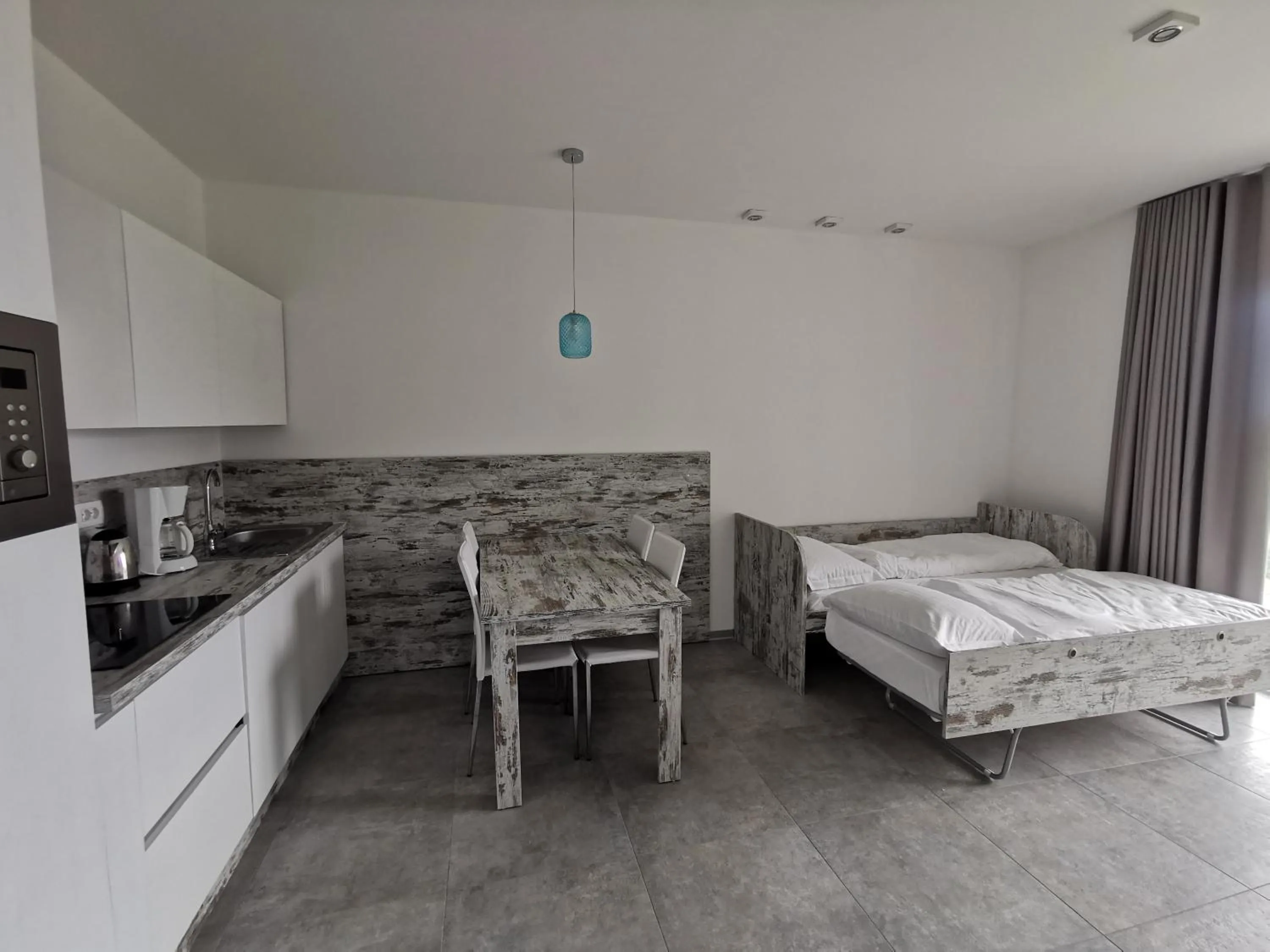 Bed in Residence Malcesine-Active&Family