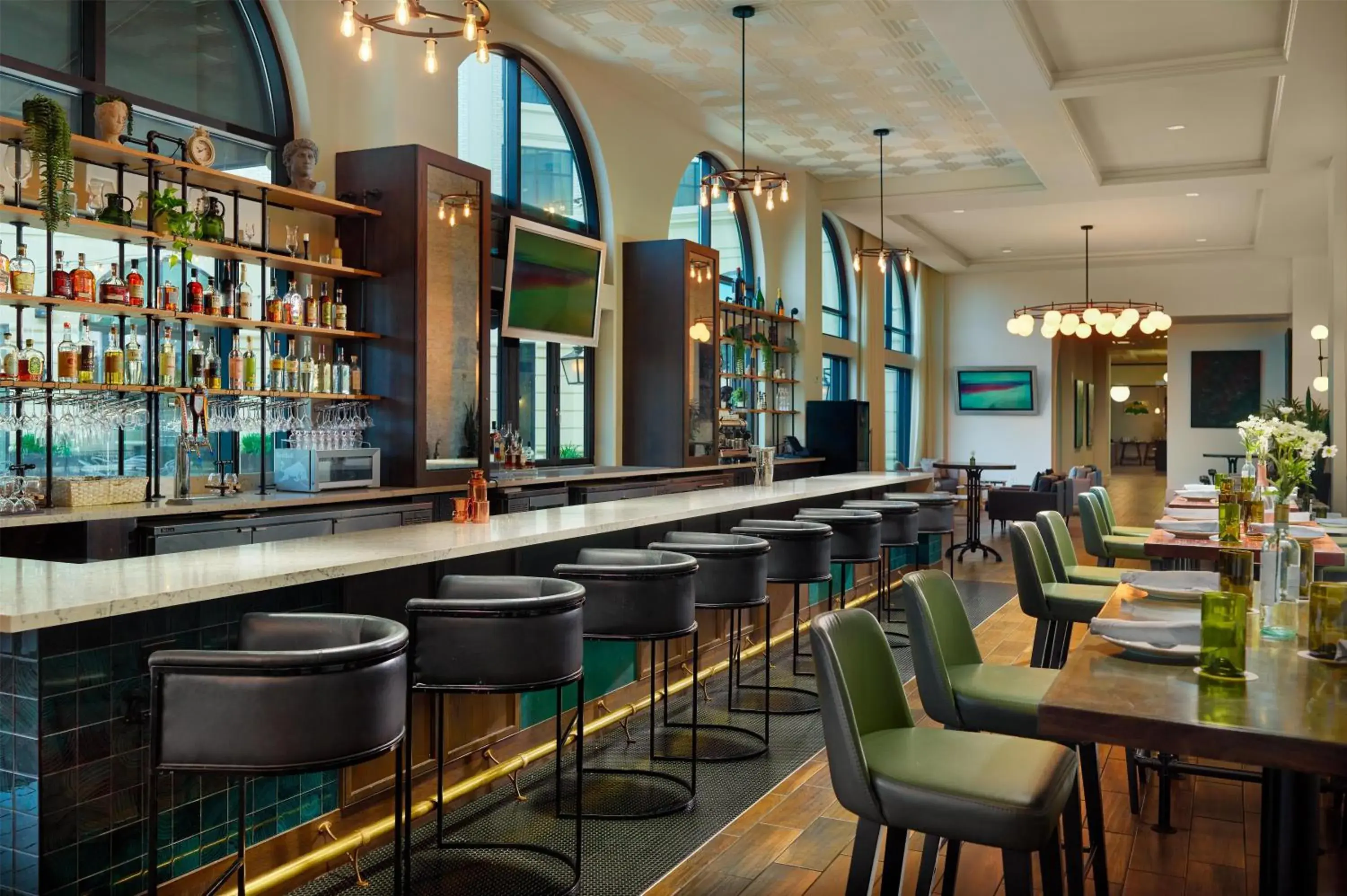 Lounge or bar in The Hamilton Alpharetta, Curio Collection By Hilton Lounge or bar in The Hamilton Alpharetta, Curio Collection By Hilton