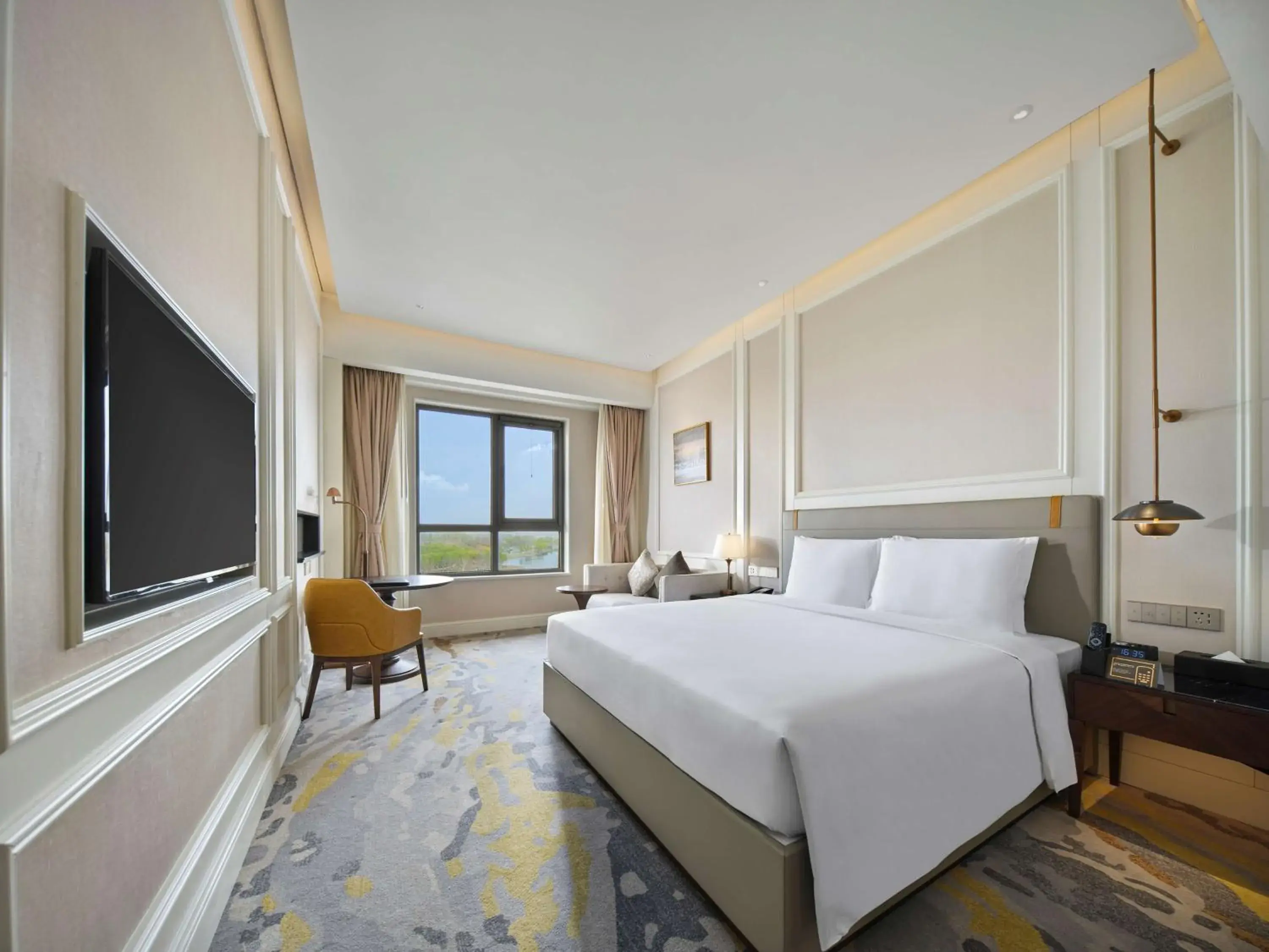 Bedroom, Bed in Hollick Hotel Wen'An, Tapestry Collection By Hilton Bedroom, Bed in Hollick Hotel Wen'An, Tapestry Collection By Hilton