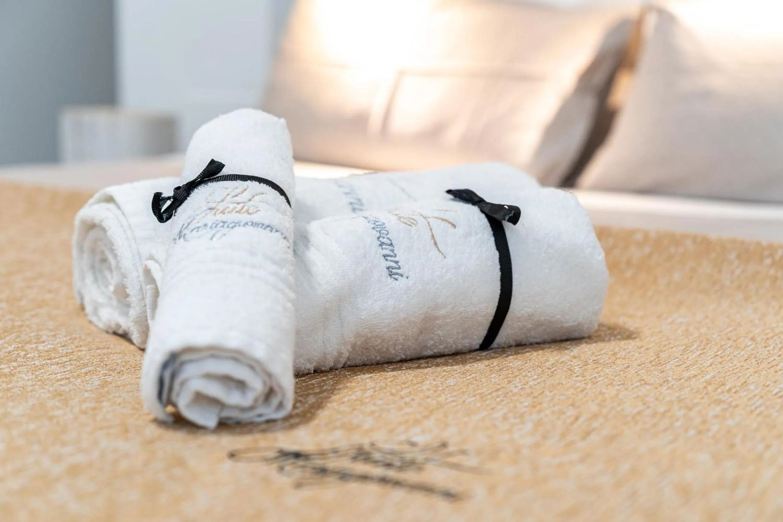 towels, Bed in Suite Mariagiovanni