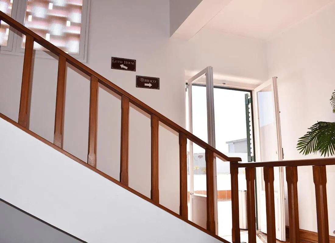 Facade/entrance in Batalhoz House