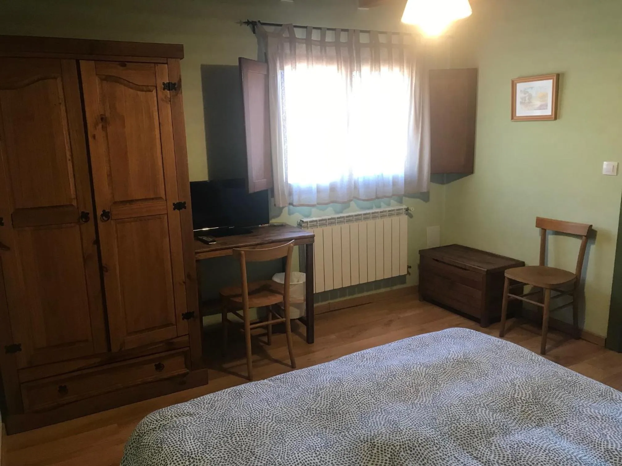 Photo of the whole room, Bed in Alojamientos Casa San Habitaciónes