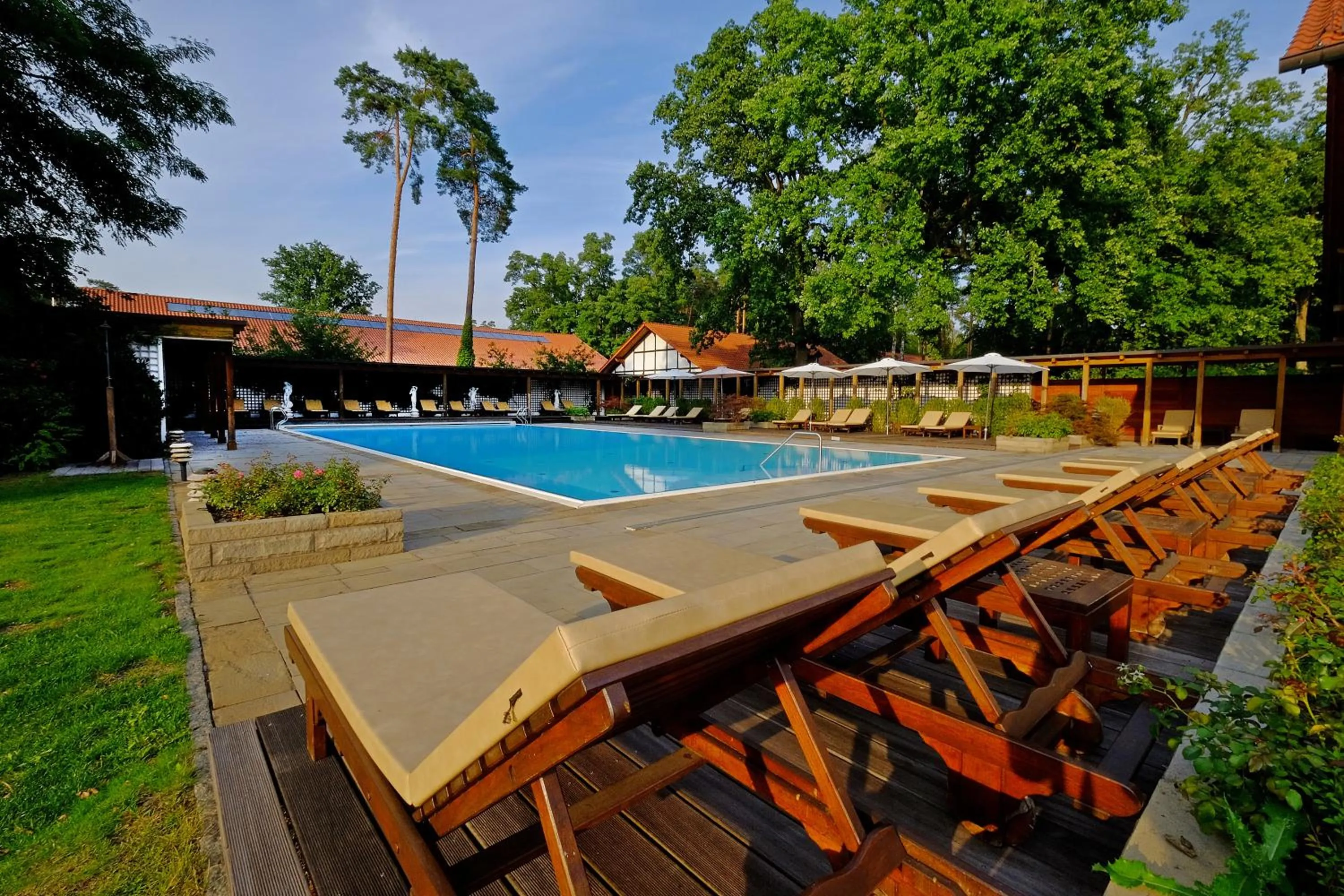 Swimming pool in Hotel Gut Klostermühle natur resort & medical spa