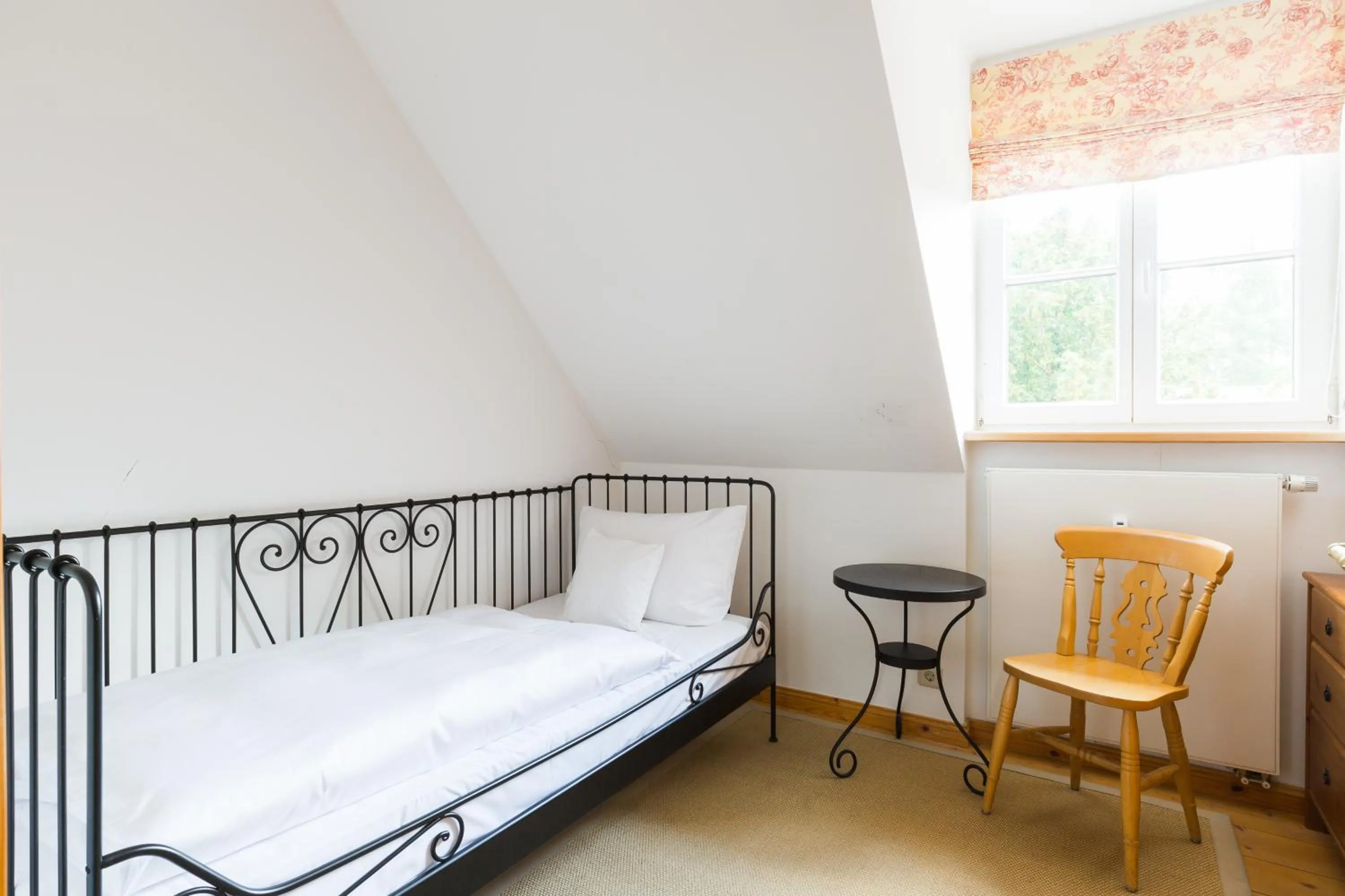 Bedroom, Bed in Hotel Gut Klostermühle natur resort & medical spa