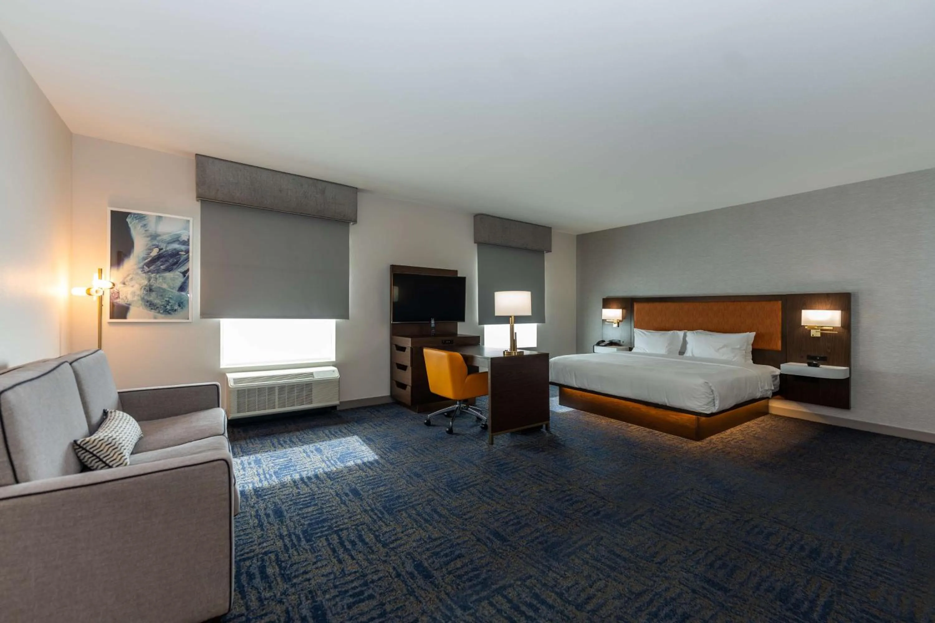 Bedroom, Bed in Hampton Inn & Suites Sugar Land, Tx