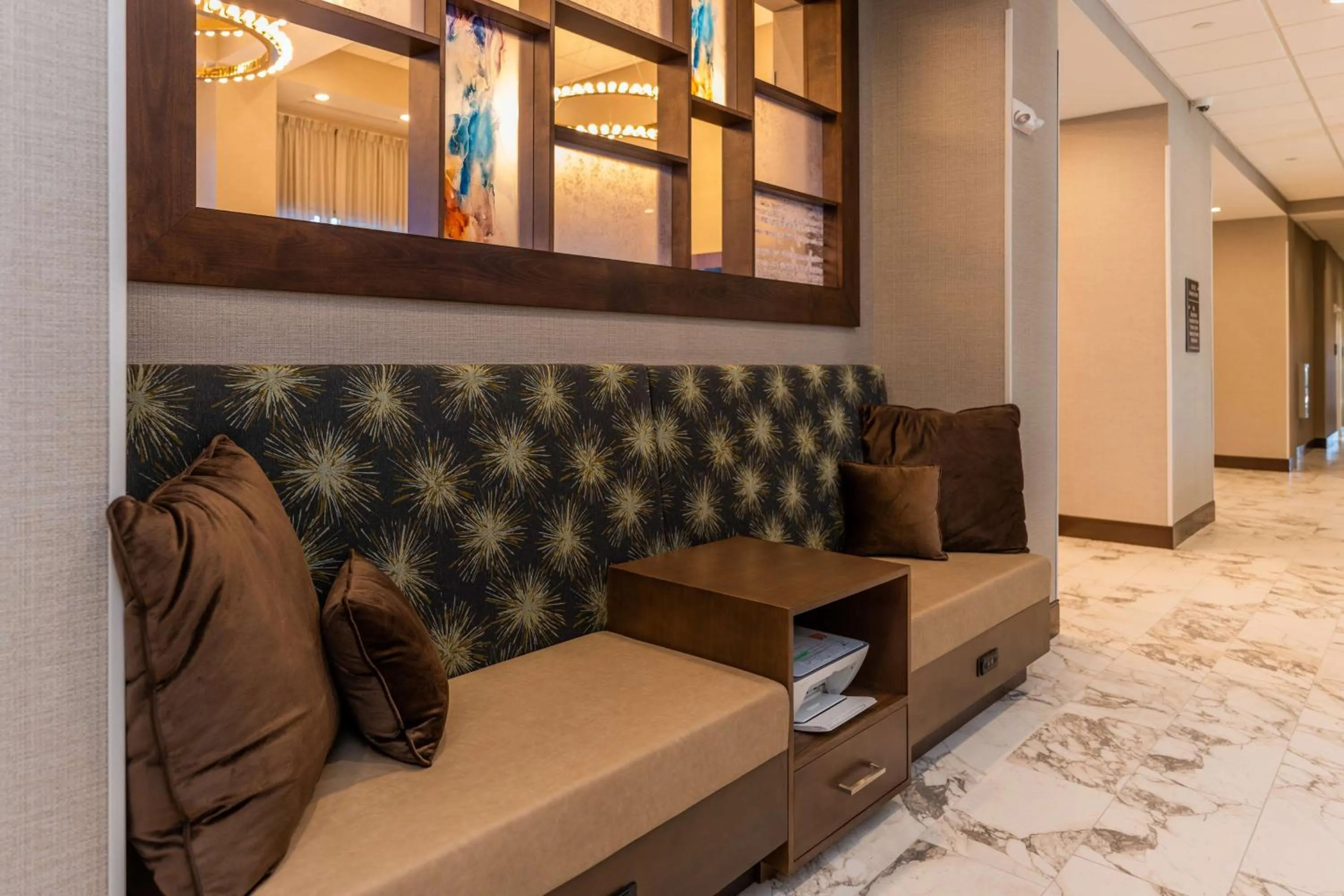 Business facilities in Hampton Inn & Suites Sugar Land, Tx