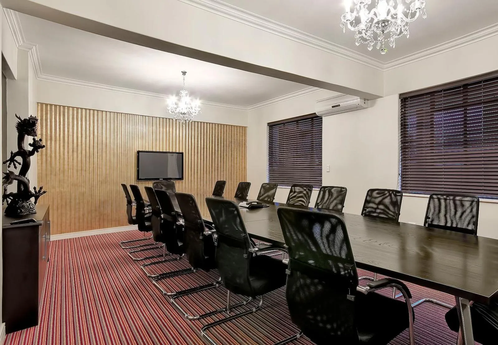 Meeting/conference room in Ascot Hotel