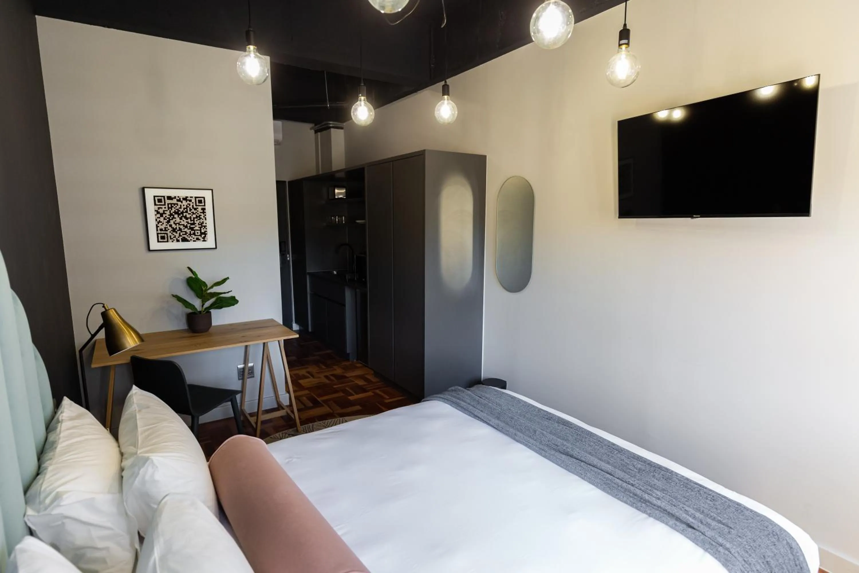 Bedroom, Bed in BlackBrick Cape Town Foreshore