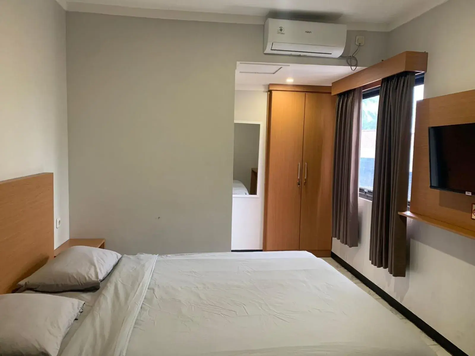 Bedroom, Bed in Bintaro 24 Hotel Bedroom, Bed in Bintaro 24 Hotel