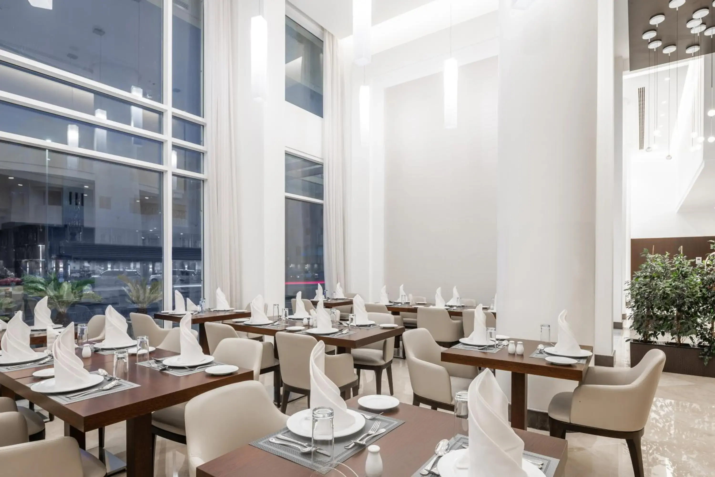 Restaurant/places to eat in Landmark Hotels & Suites - Formerly Qamar Hotel Restaurant/places to eat in Landmark Hotels & Suites - Formerly Qamar Hotel