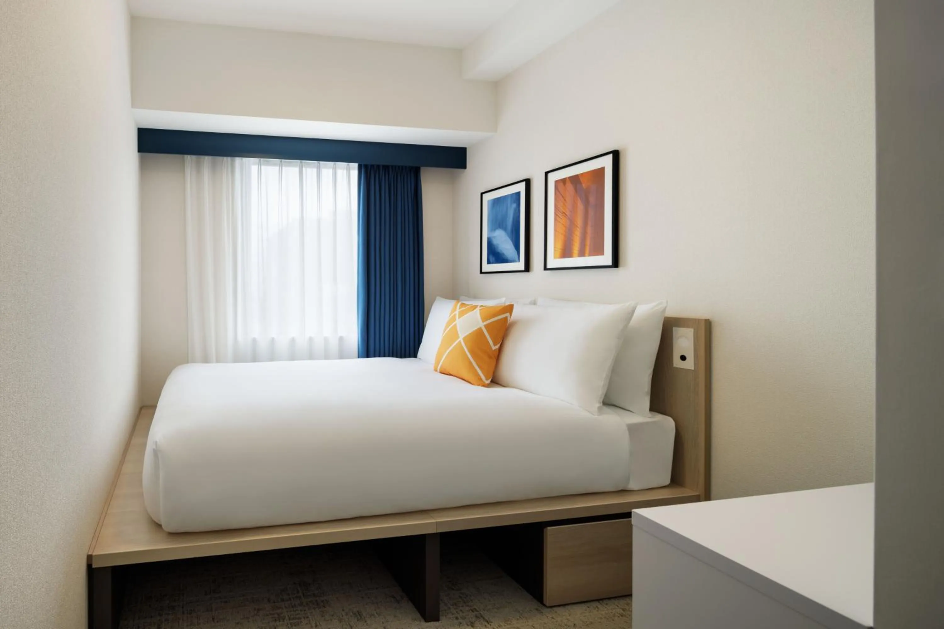 Photo of the whole room, Bed in UNIZO INN Express Utsunomiya