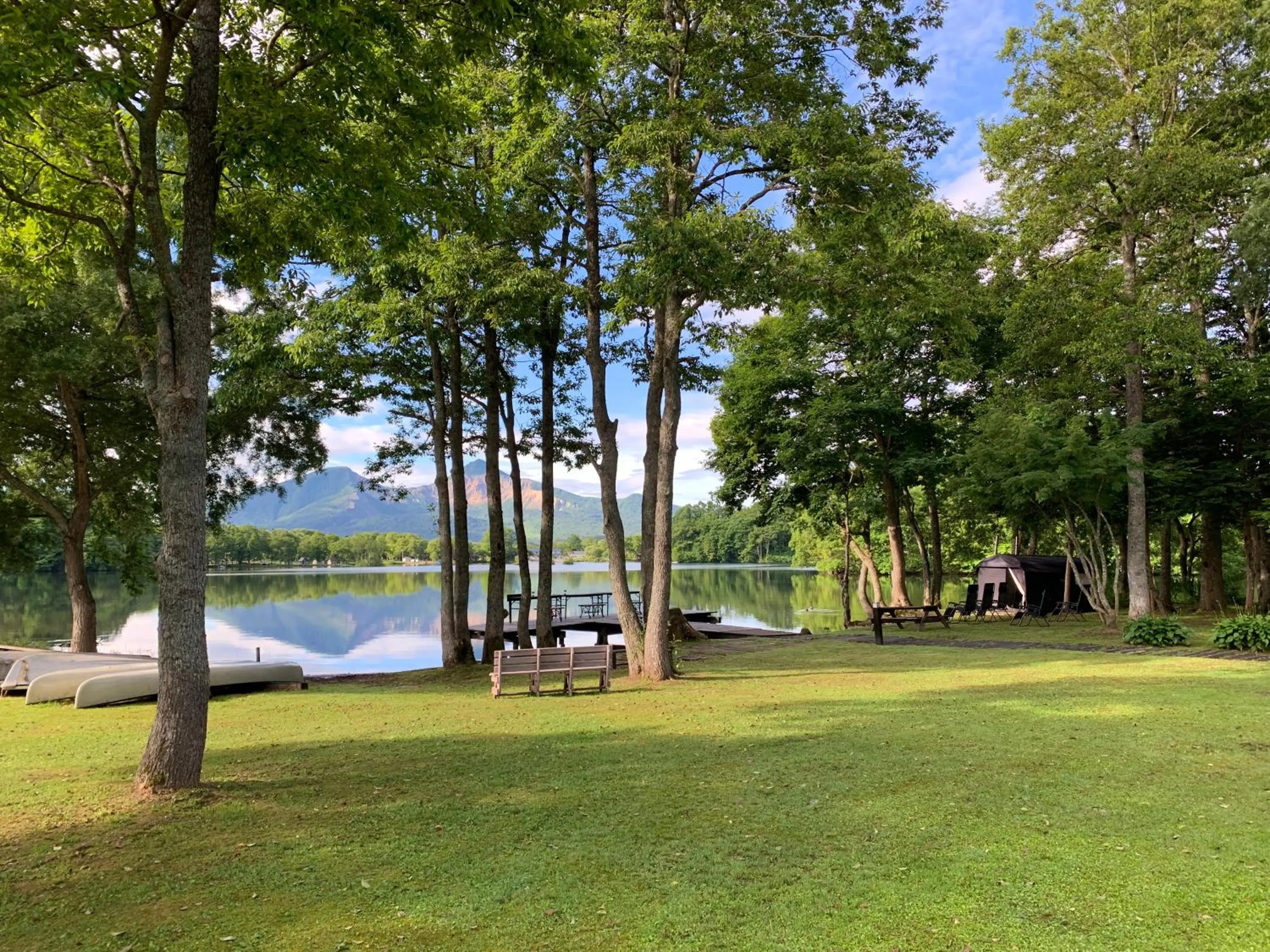 Natural landscape in Lakeside Hotels Kuore